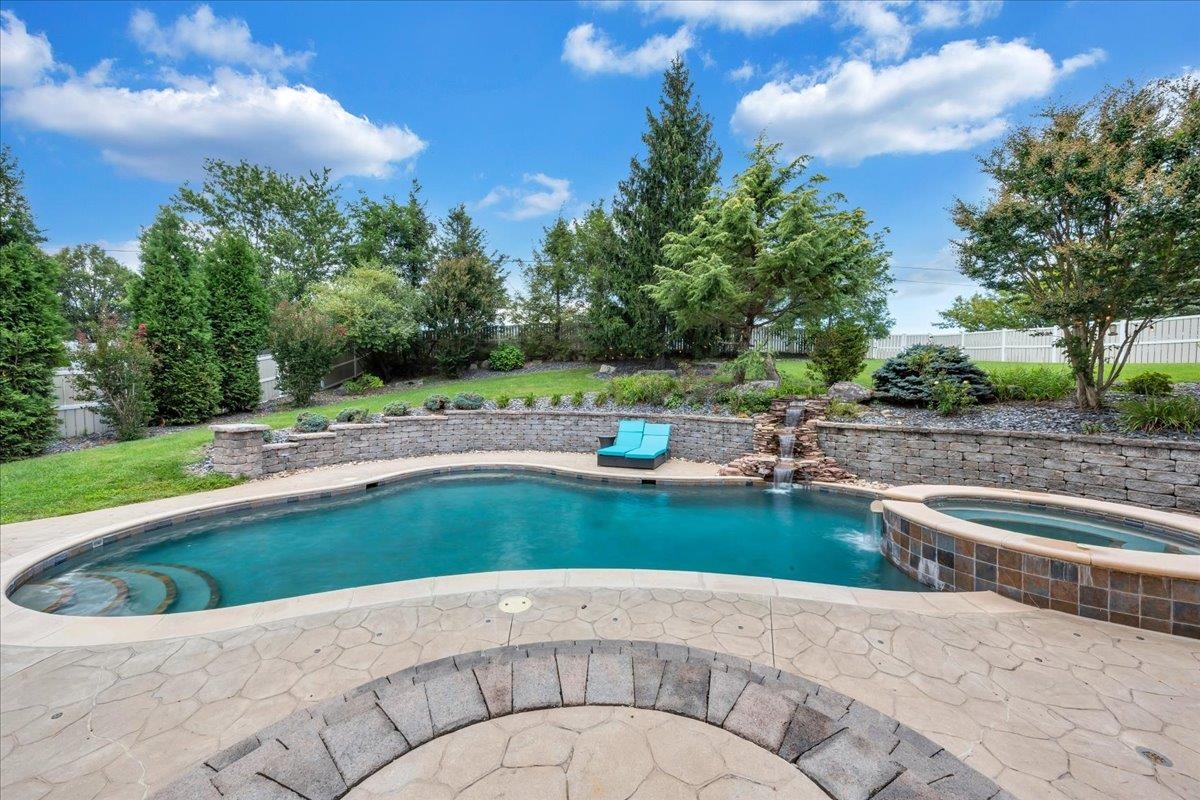 1205 Cedar Orchard Drive