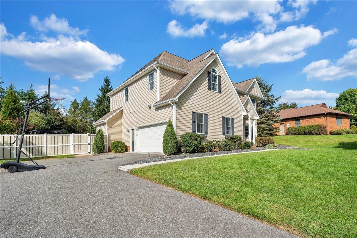 1205 Cedar Orchard Drive