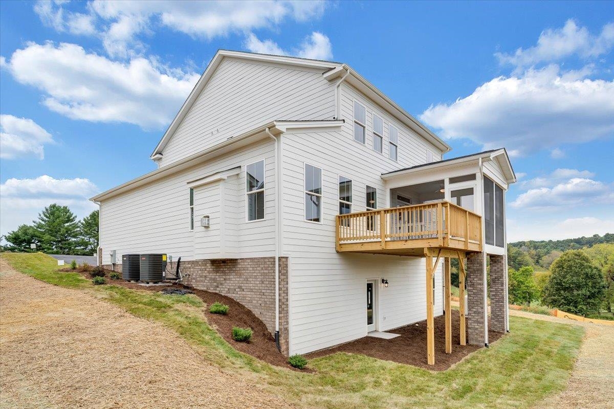 974 Round Meadow Drive