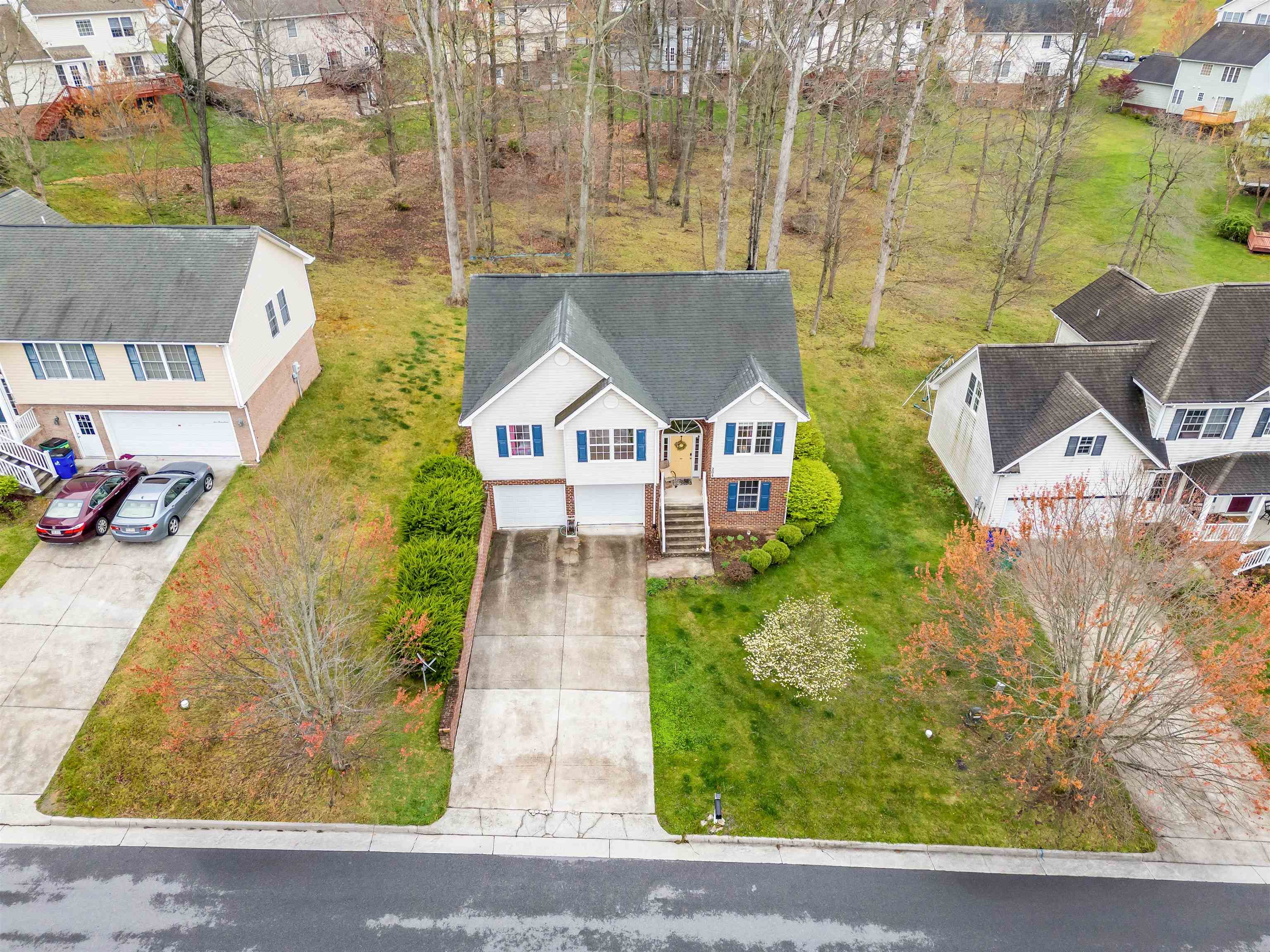 204 HEARTWOOD Crossing