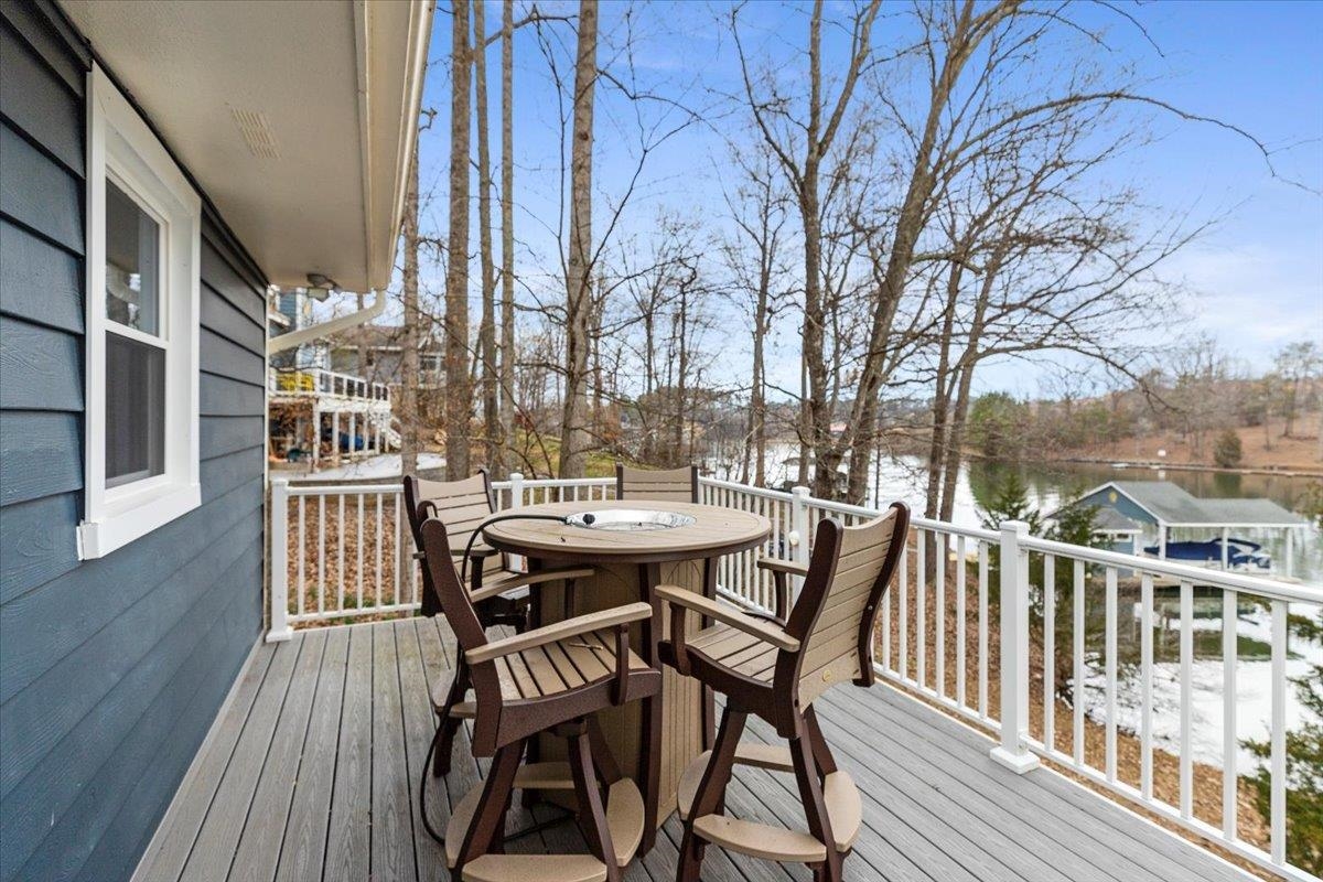 113 Oak Hollow Road