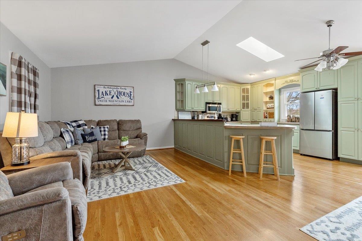 113 Oak Hollow Road