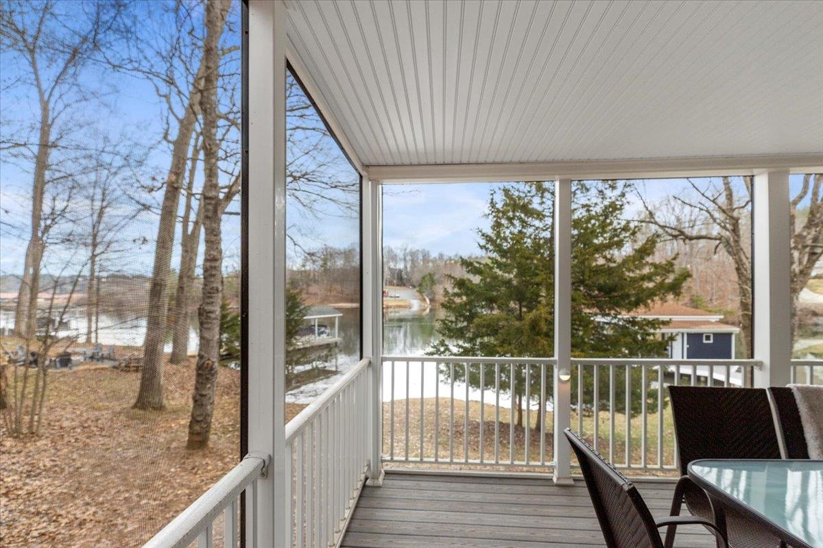 113 Oak Hollow Road