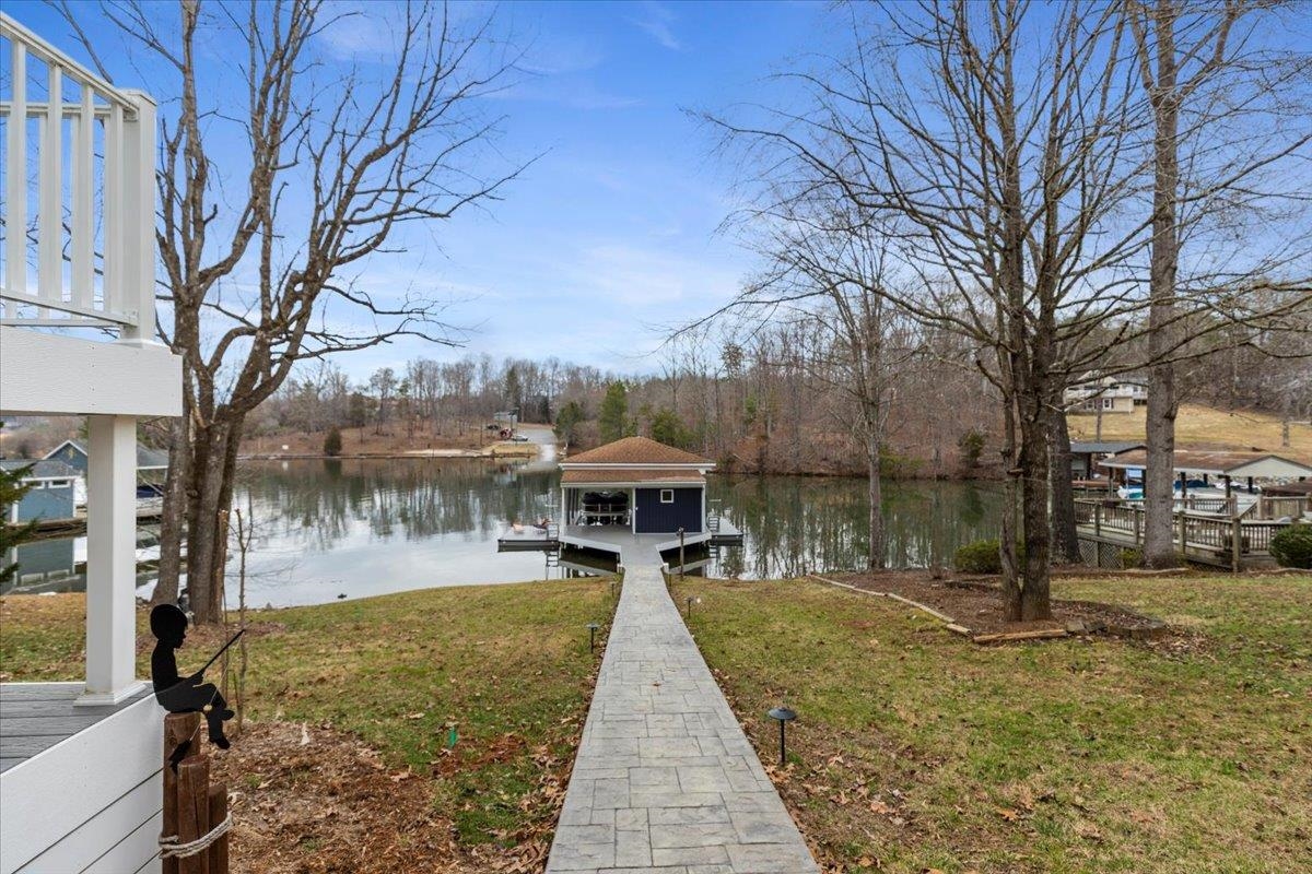 113 Oak Hollow Road
