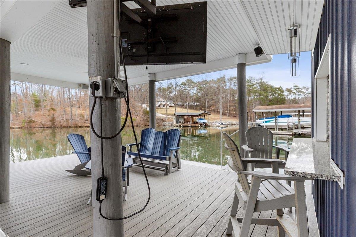 113 Oak Hollow Road