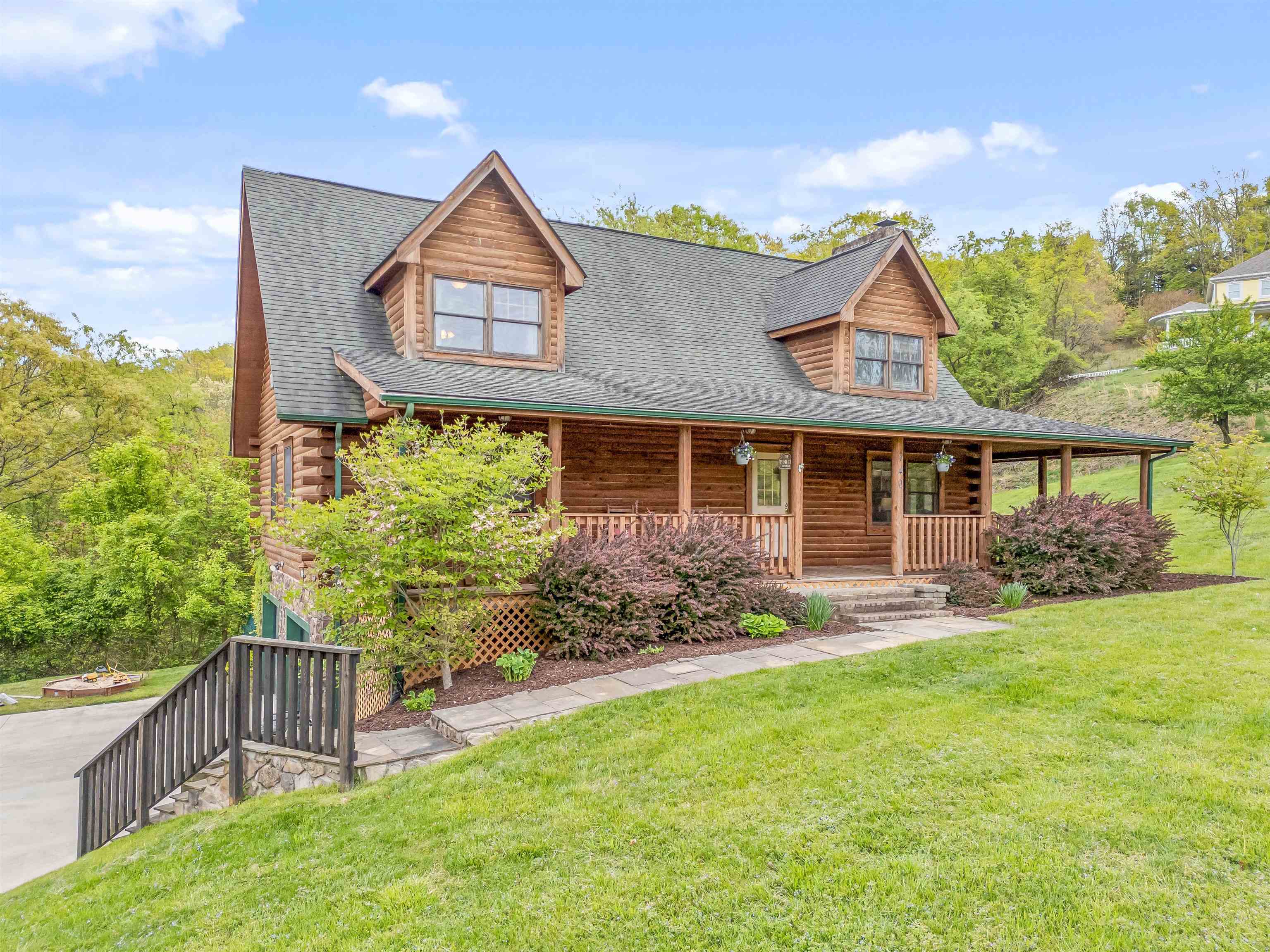 140 Lovely Mount Drive