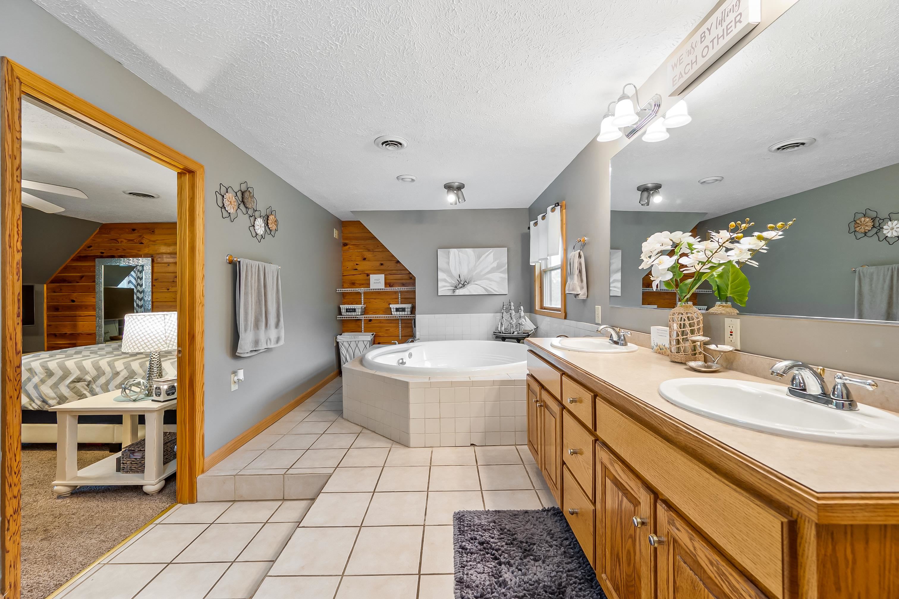 140 Lovely Mount Drive