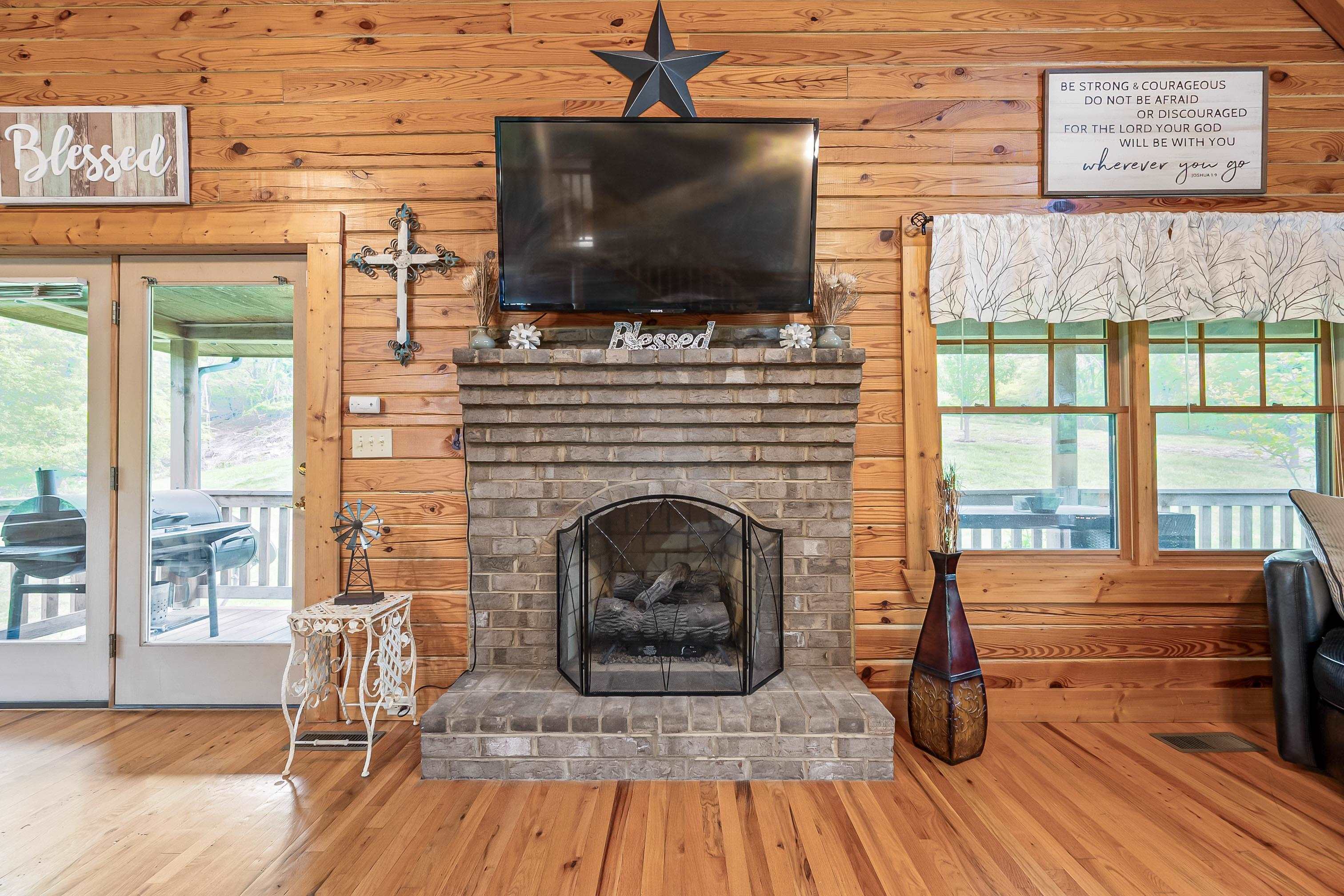 140 Lovely Mount Drive