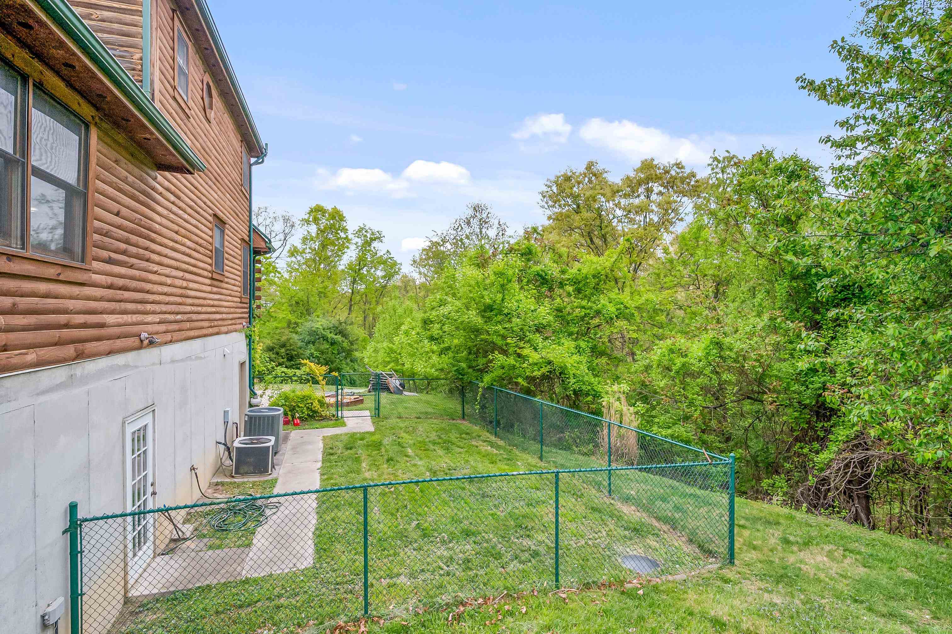 140 Lovely Mount Drive