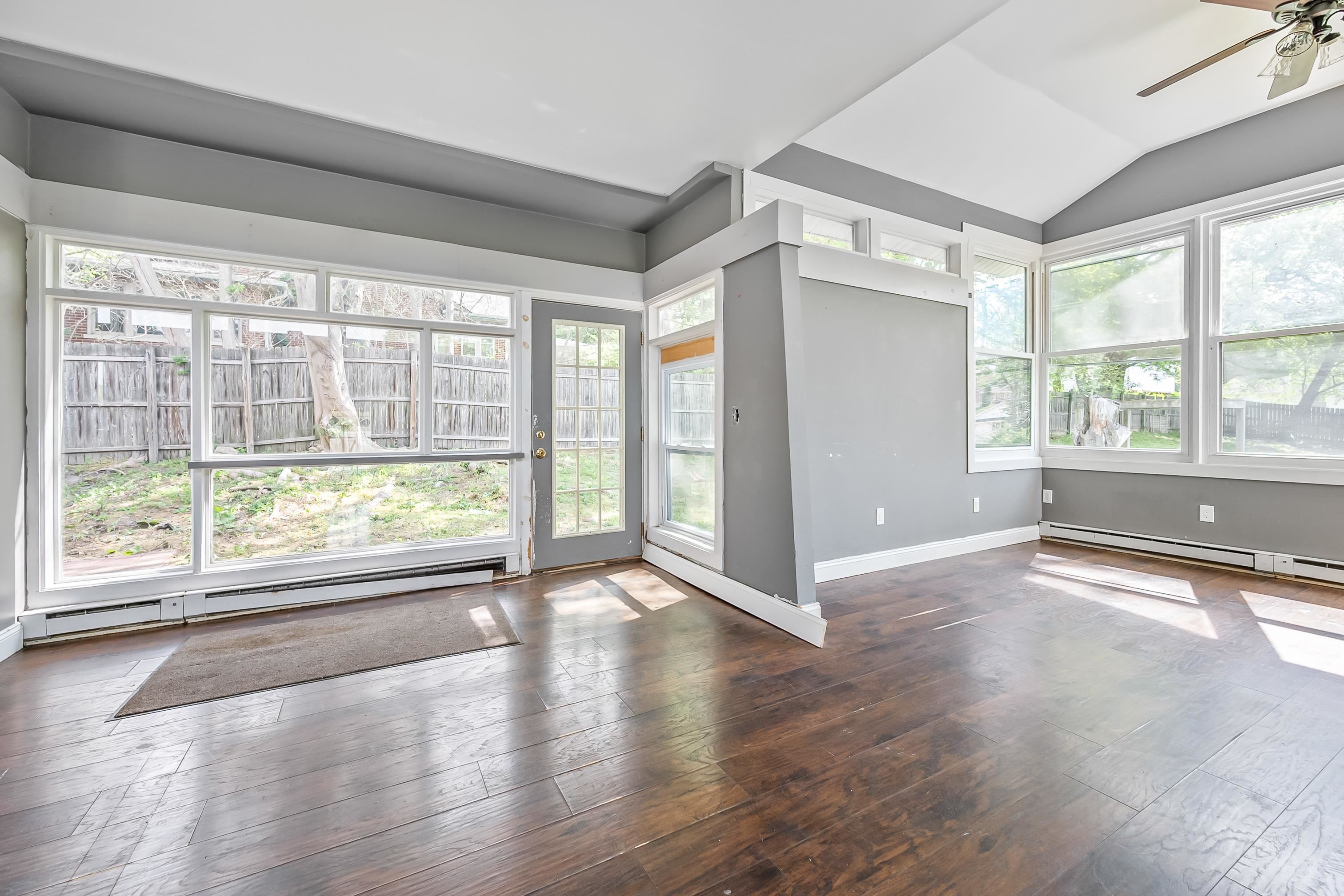 60 2ND Street SW