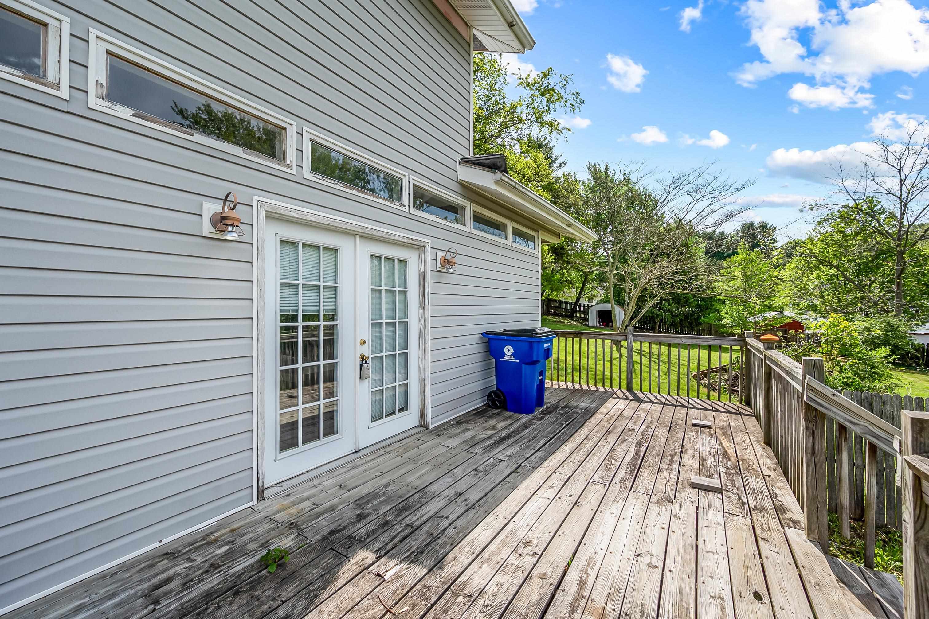 60 2ND Street SW
