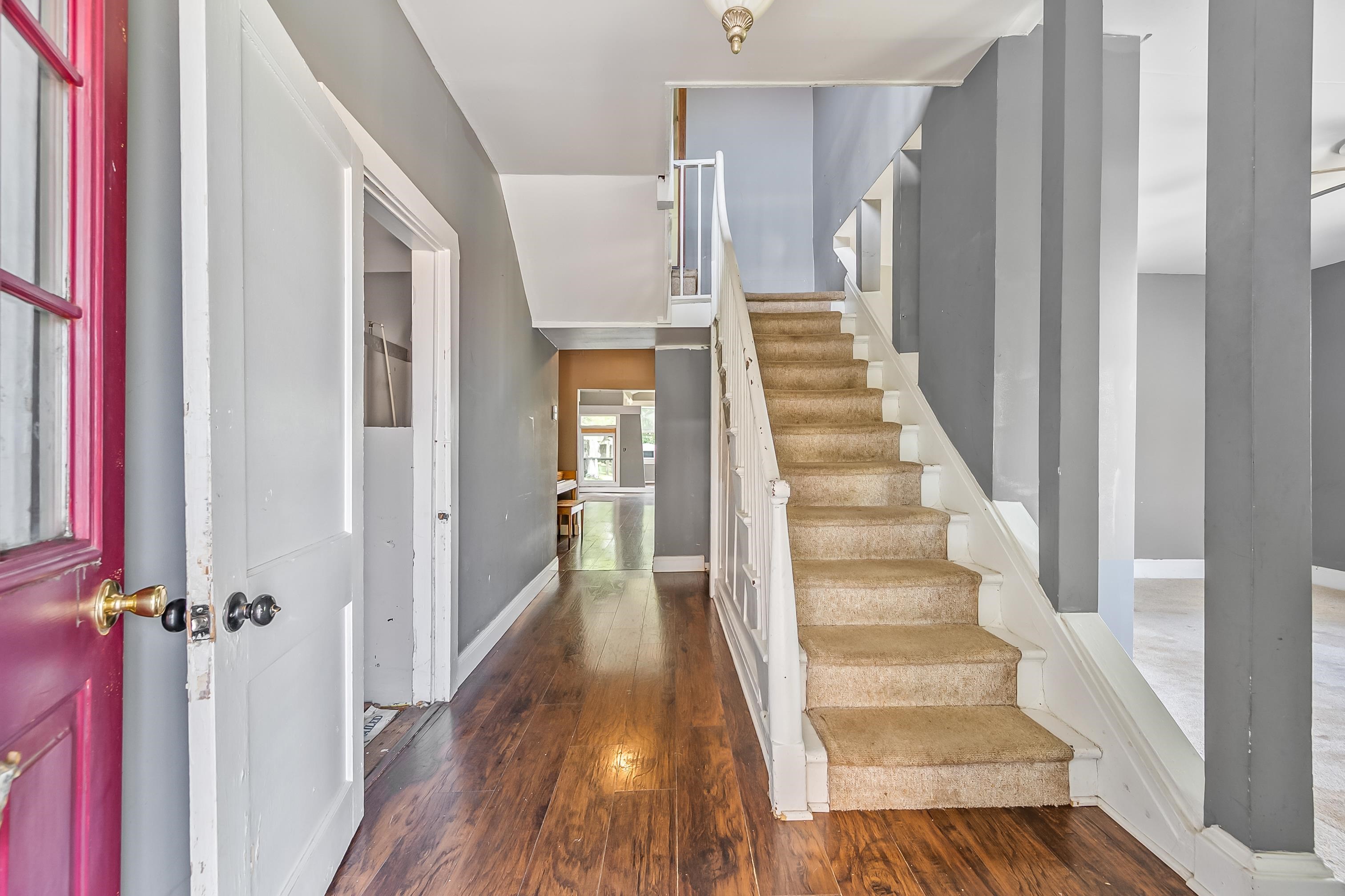 60 2ND Street SW