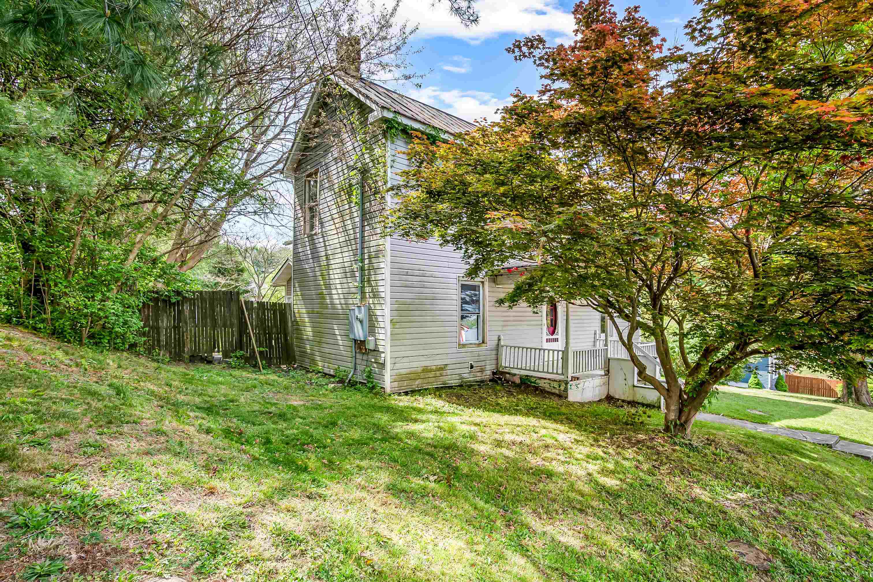 60 2ND Street SW