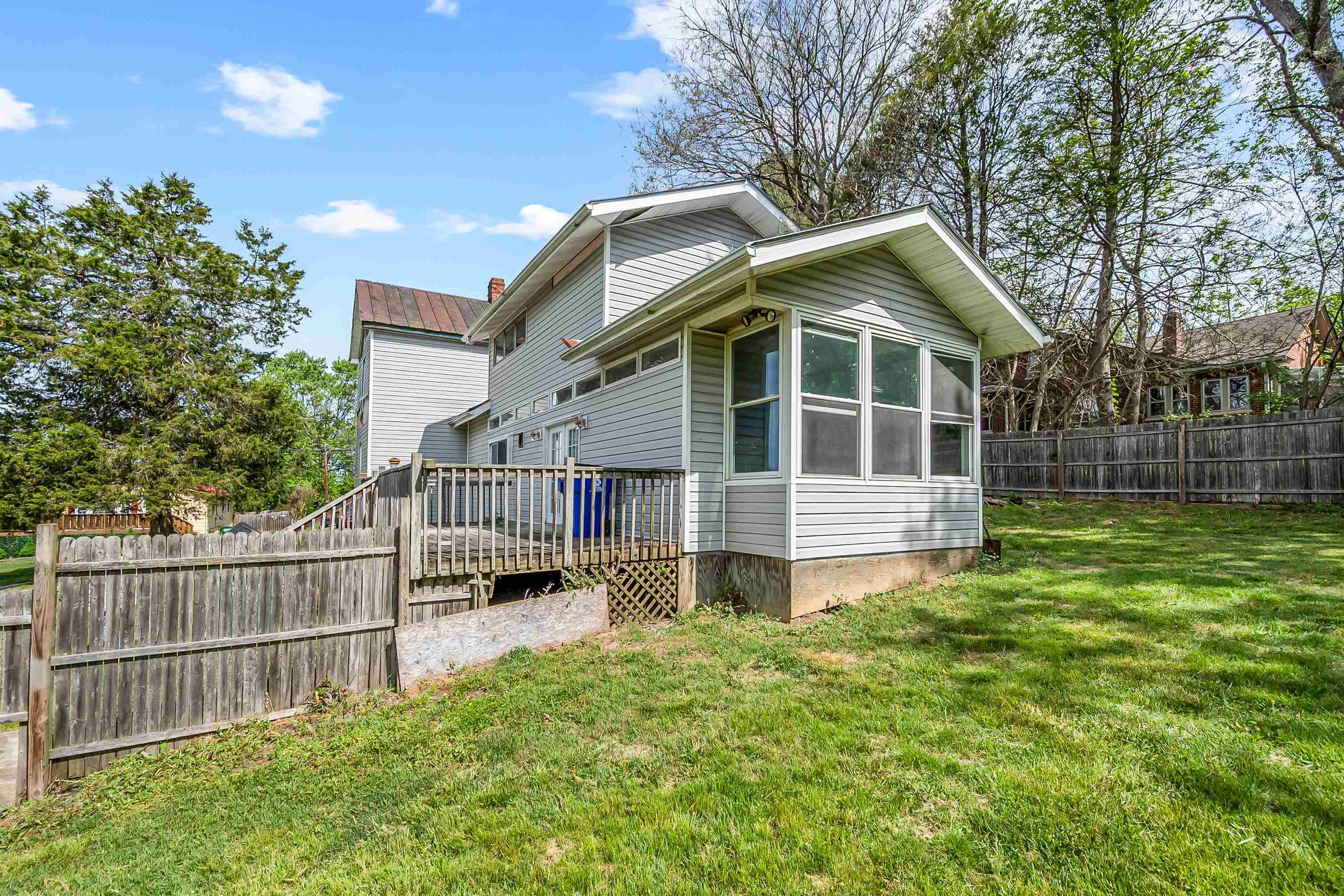 60 2ND Street SW