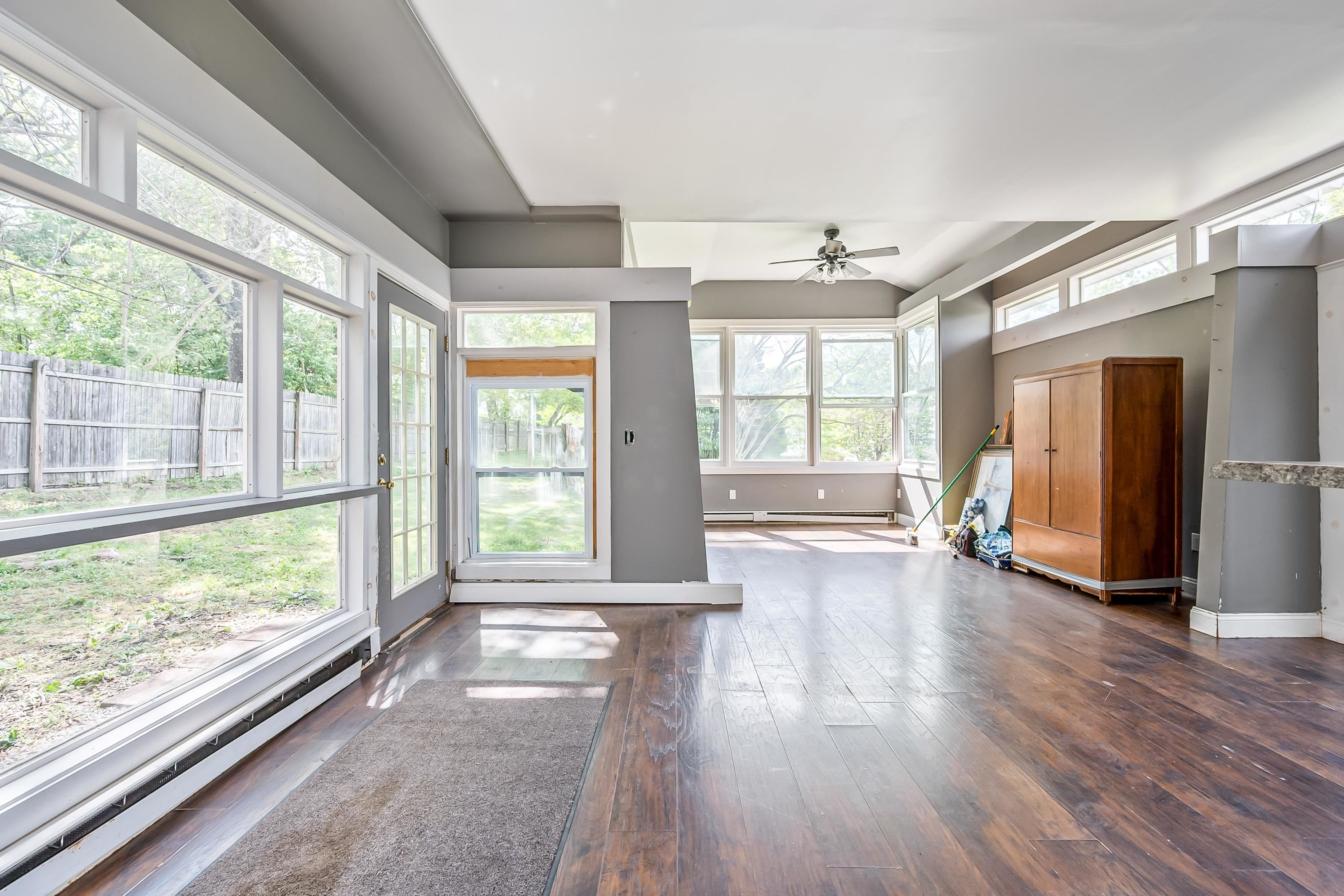 60 2ND Street SW