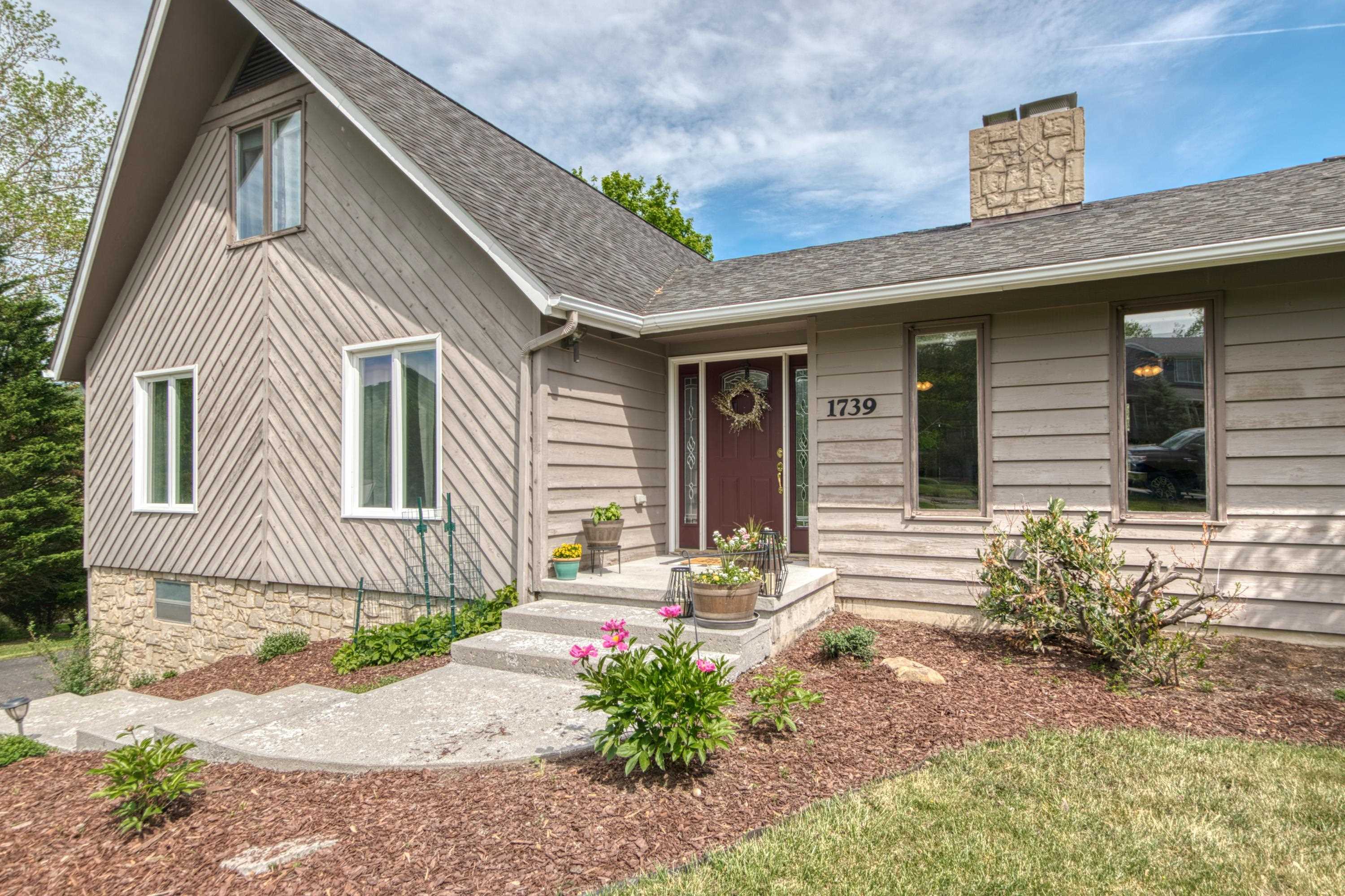 1739 St Andrews Circle