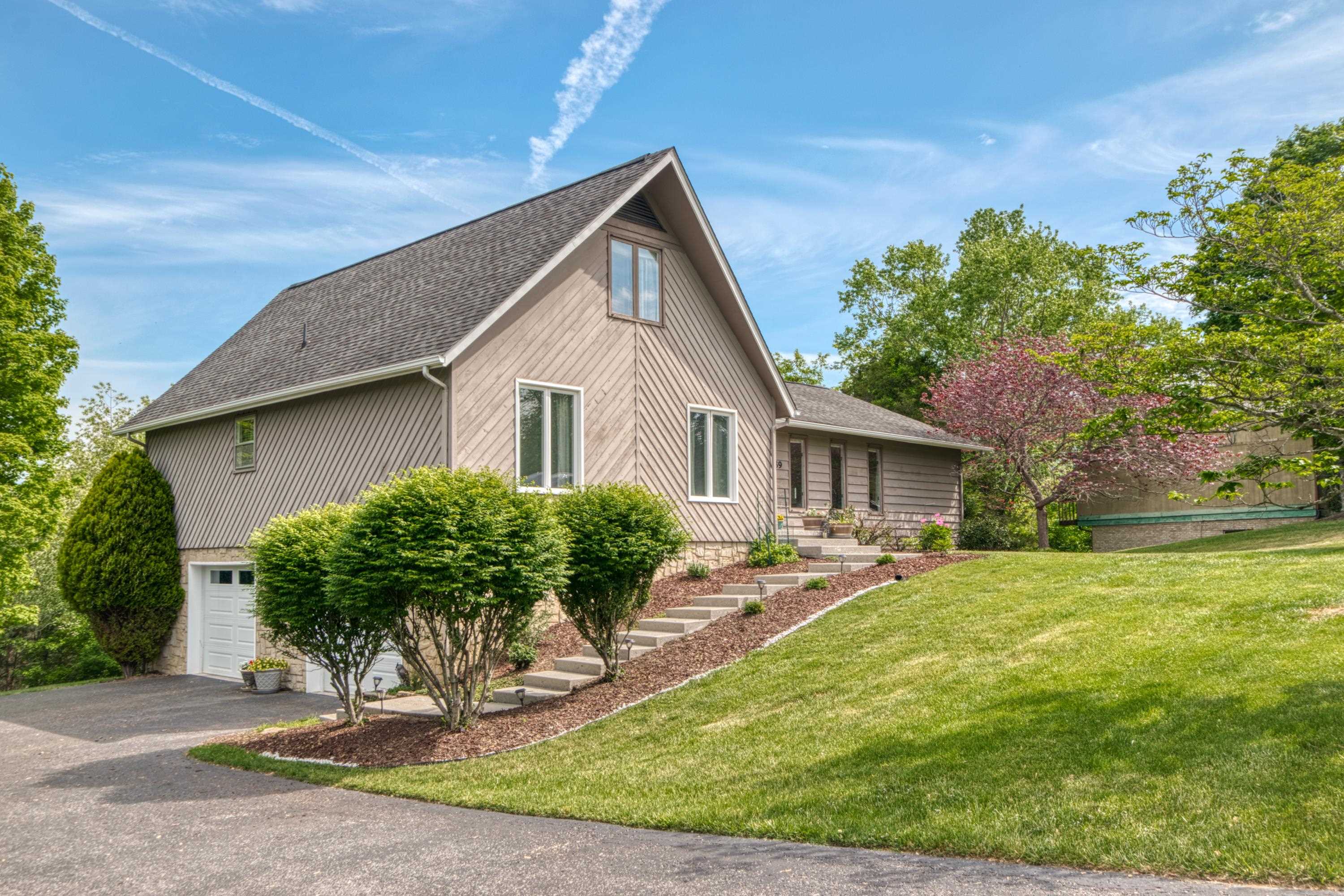 1739 St Andrews Circle