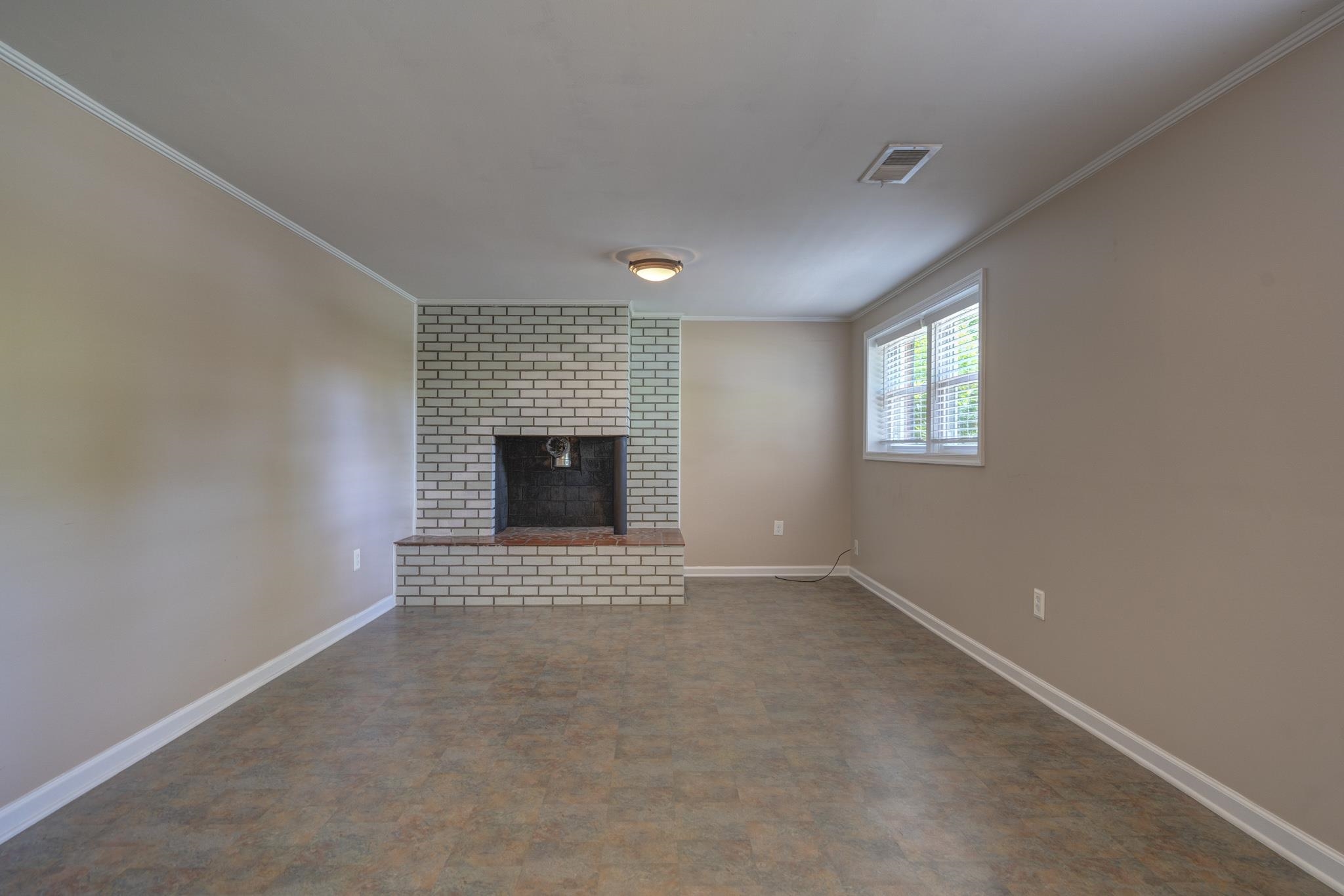 610 BROCE Drive