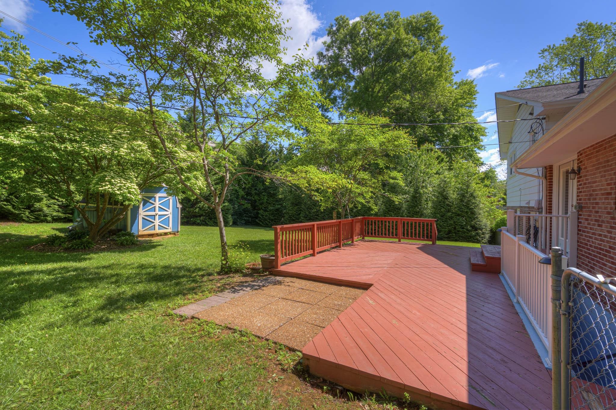 610 BROCE Drive