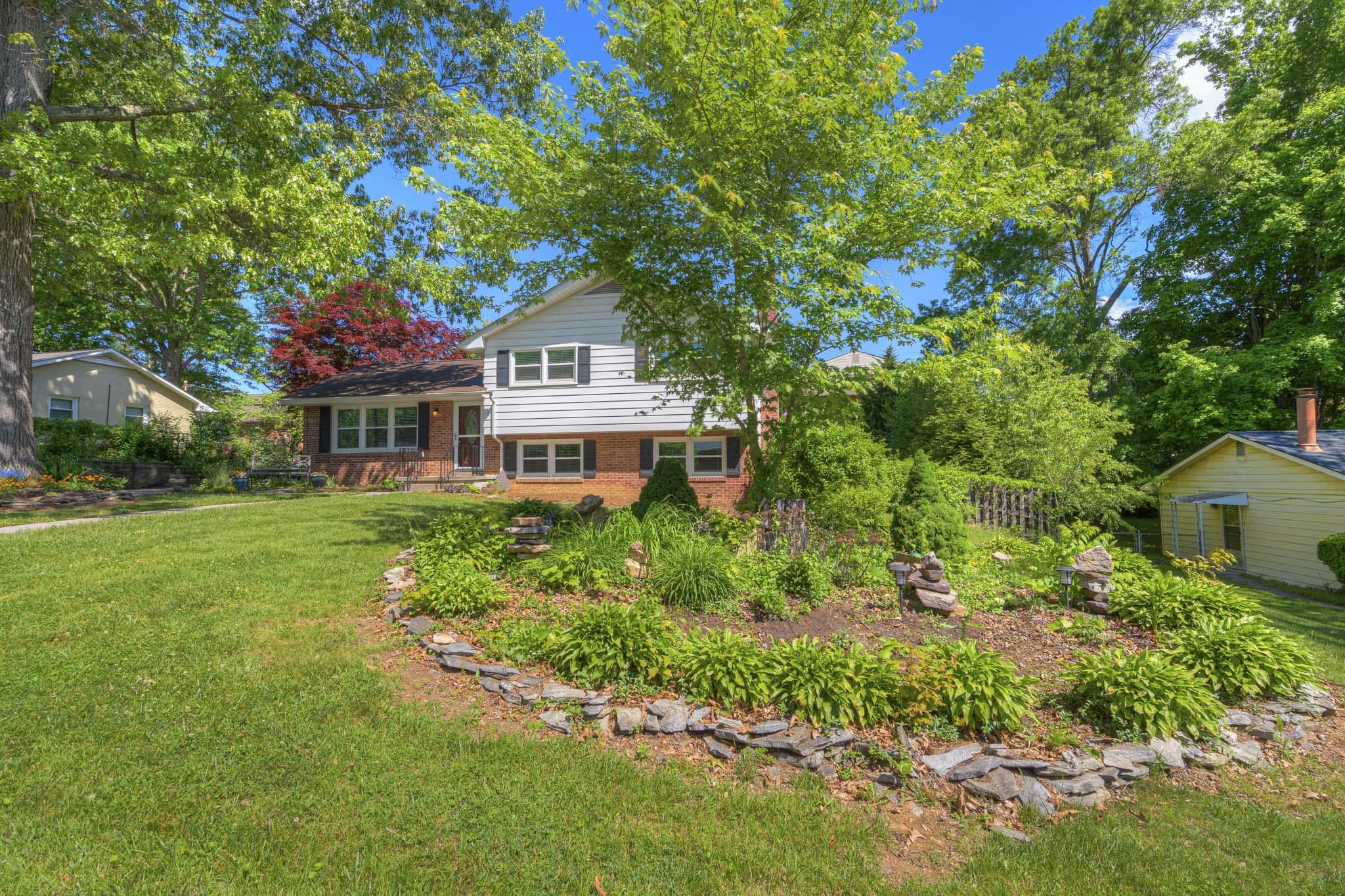 610 BROCE Drive