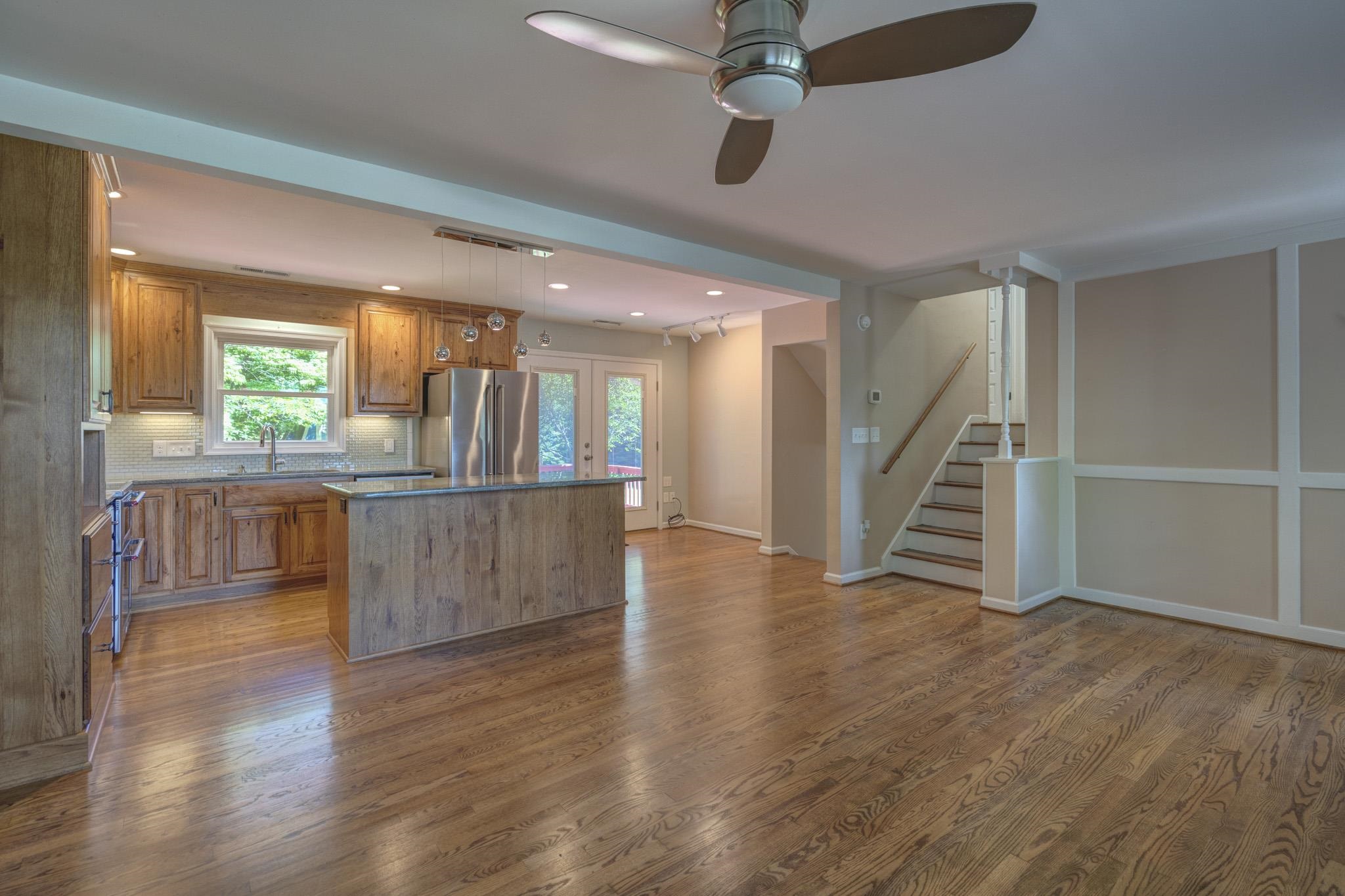 610 BROCE Drive