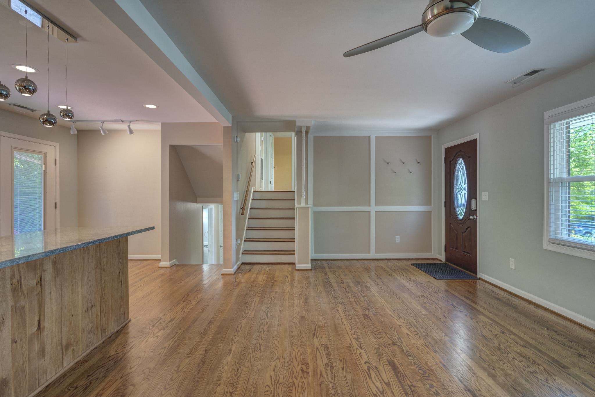 610 BROCE Drive