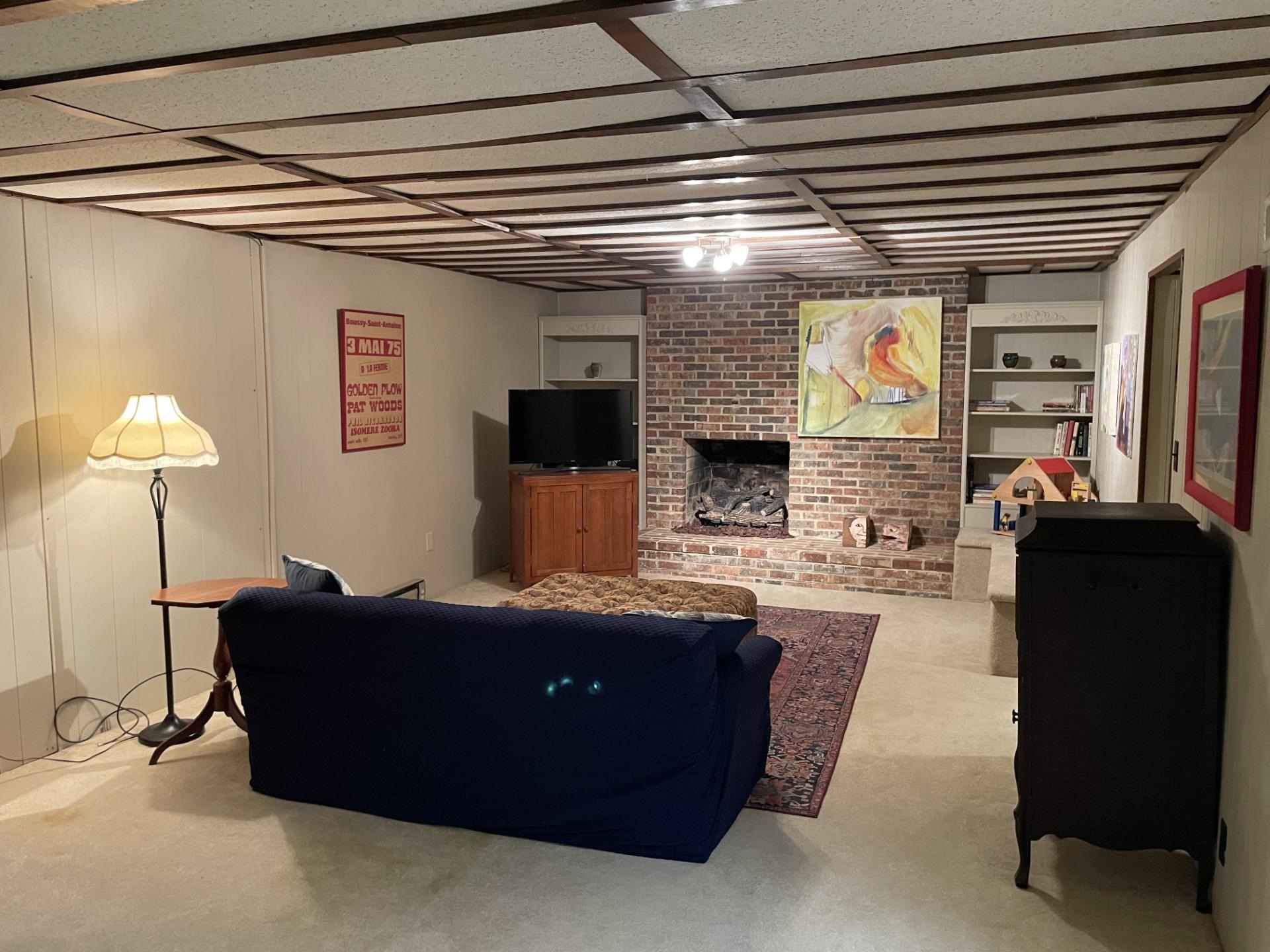 3415 Laurel Drive