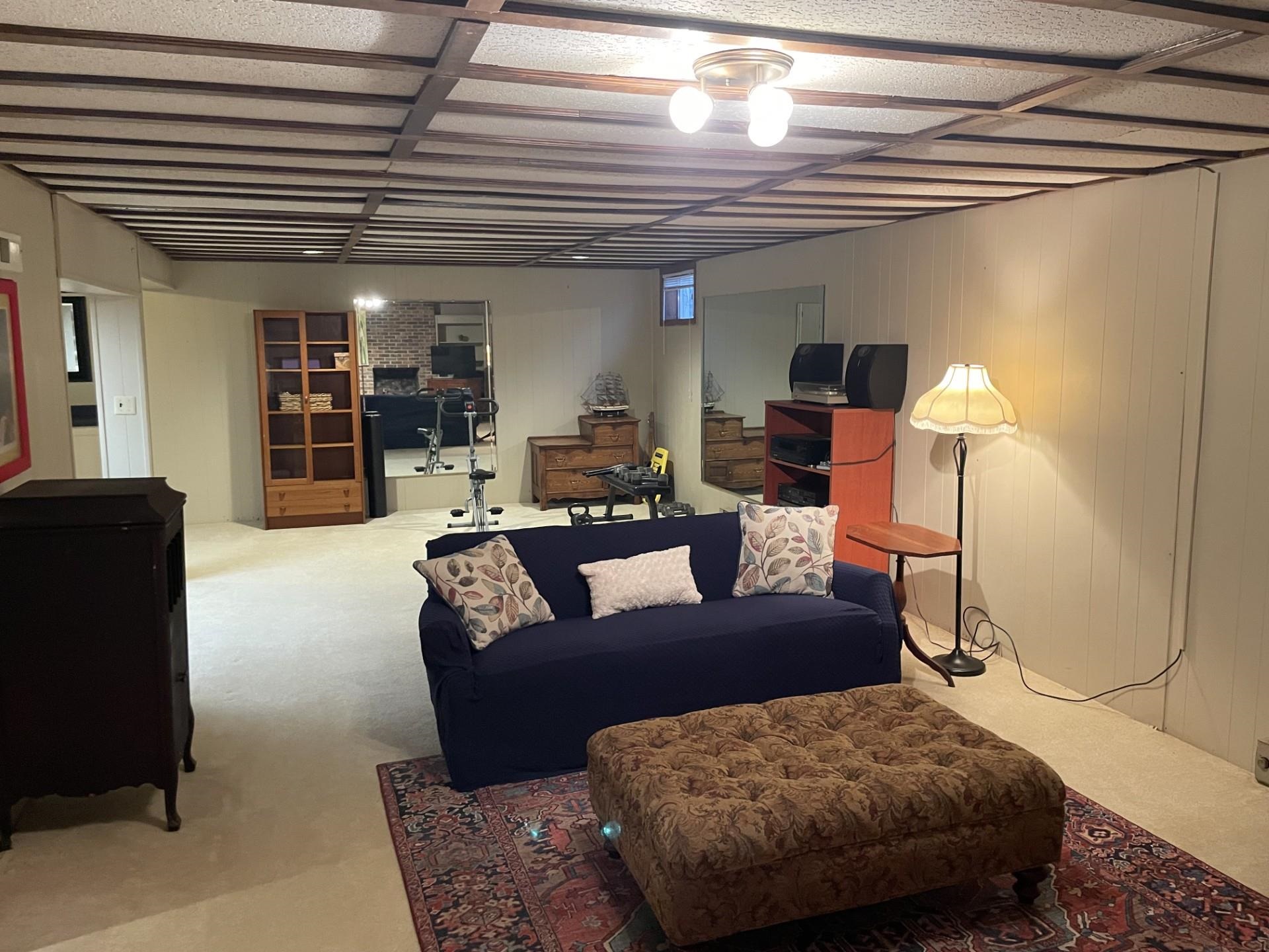 3415 Laurel Drive