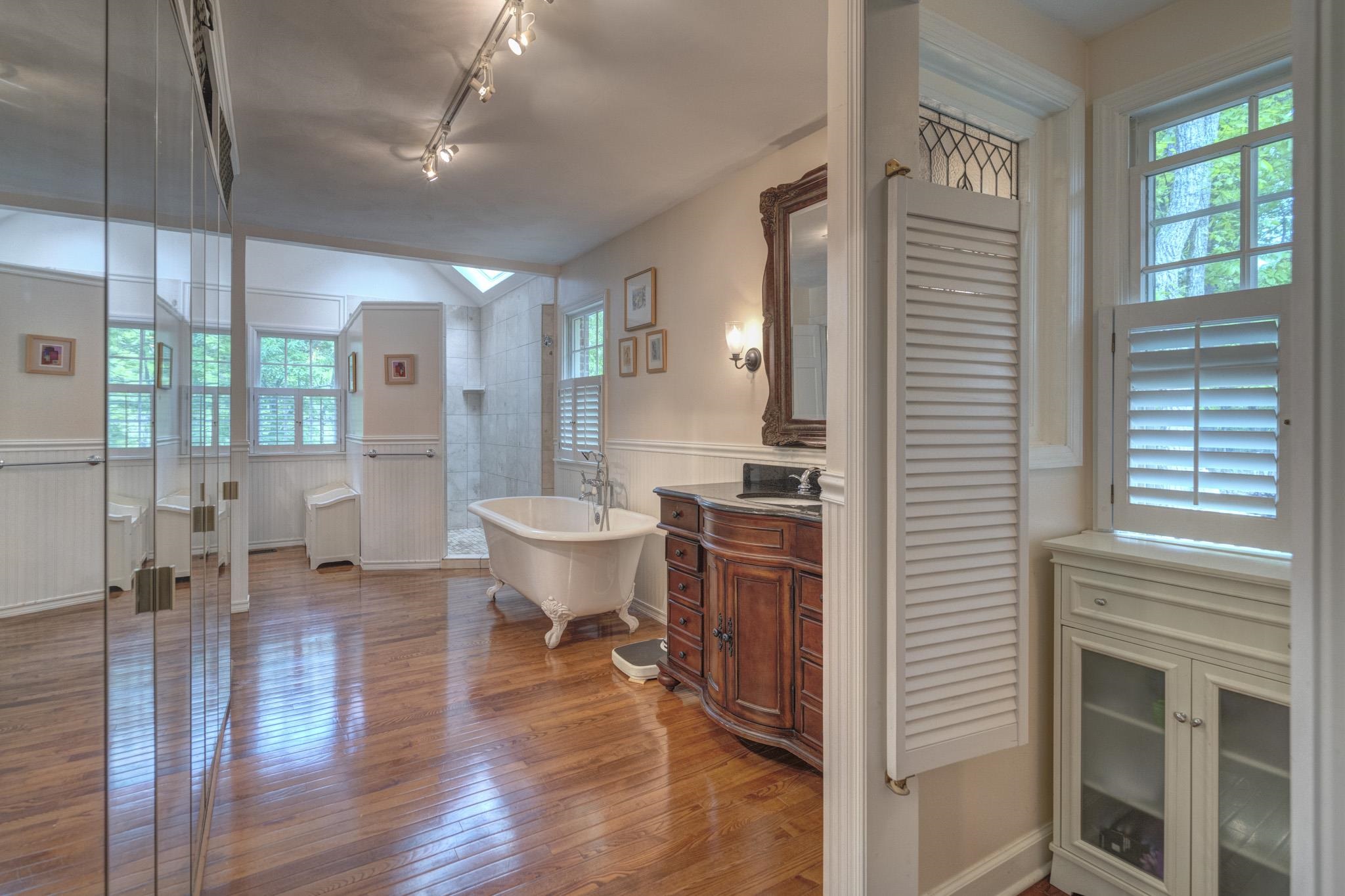 3415 Laurel Drive