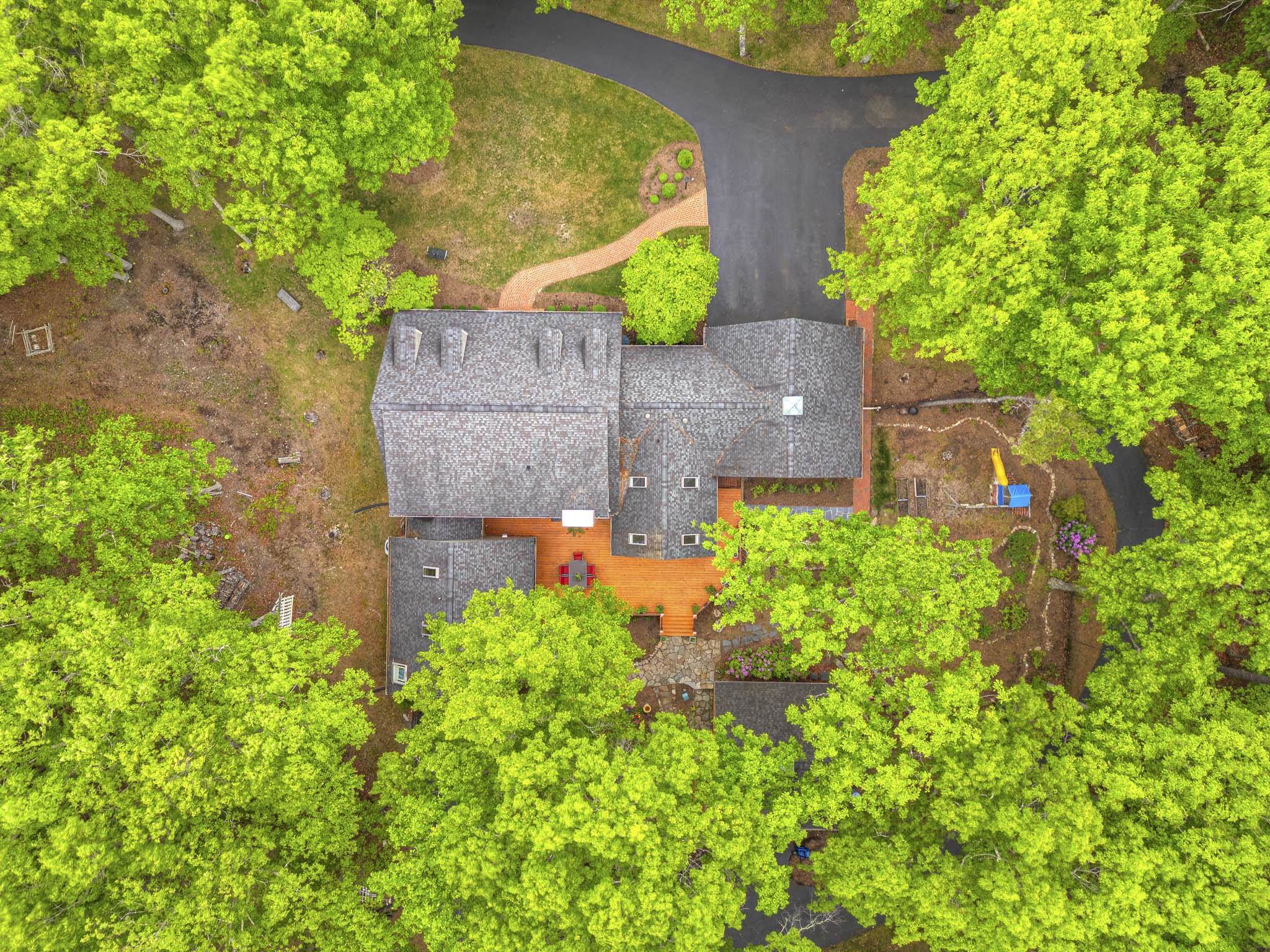 3415 Laurel Drive