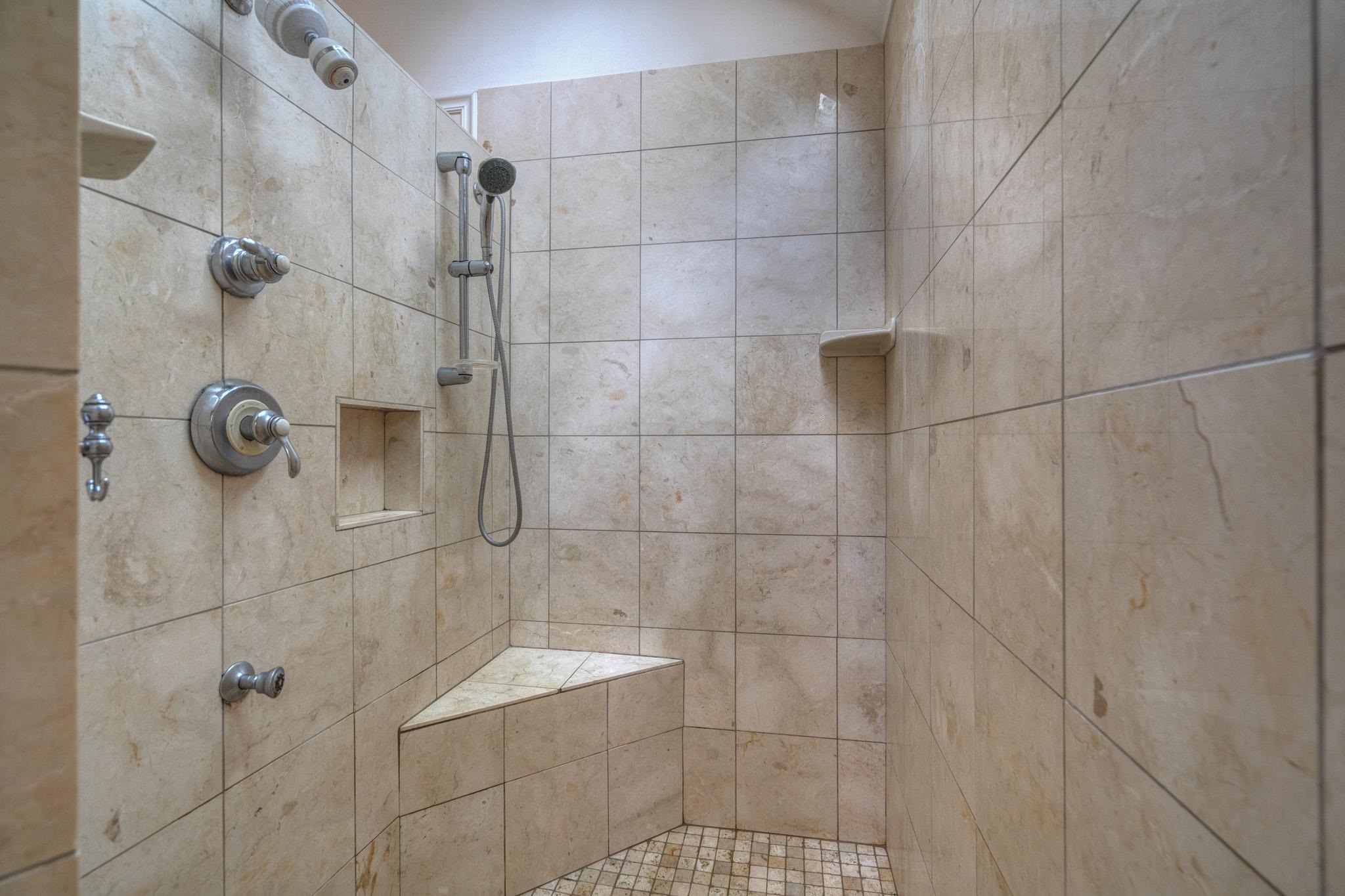 3415 Laurel Drive