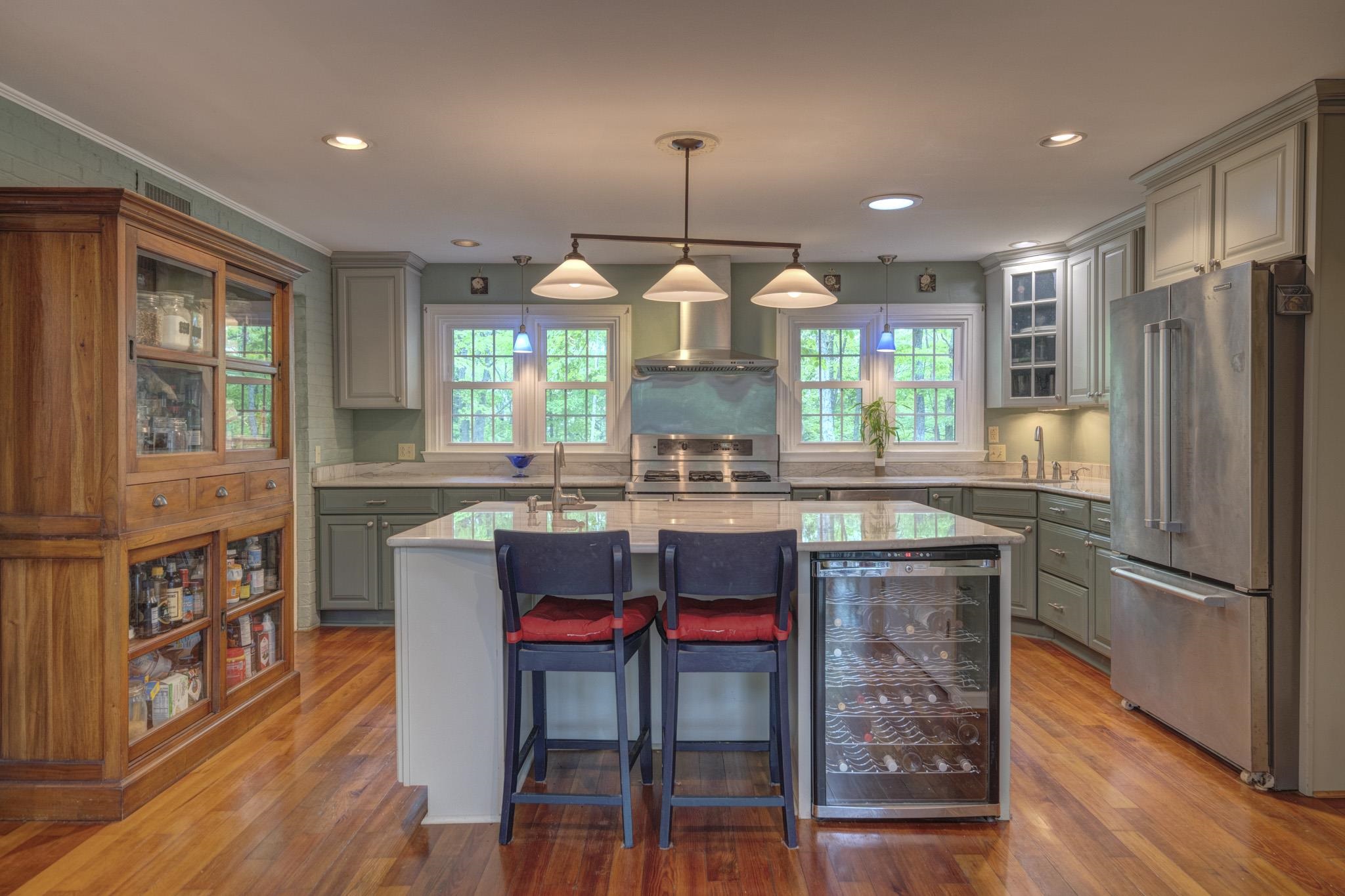 3415 Laurel Drive