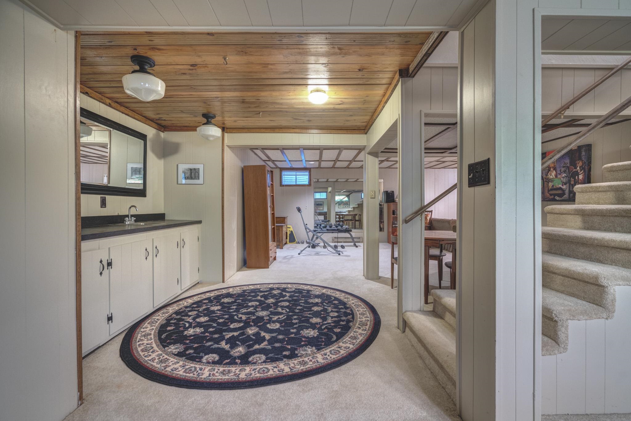 3415 Laurel Drive