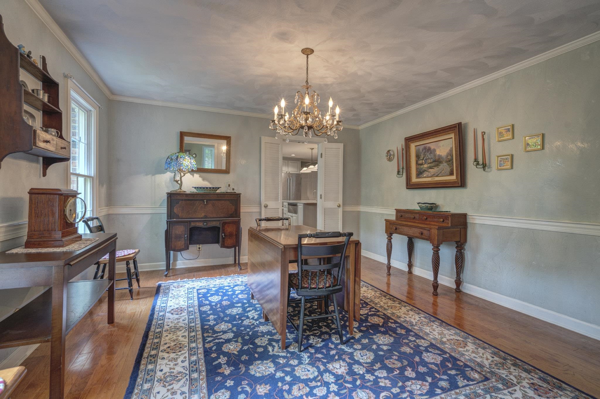 3415 Laurel Drive