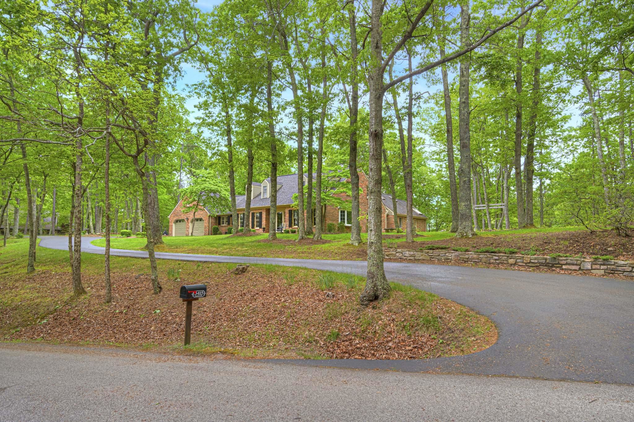 3415 Laurel Drive