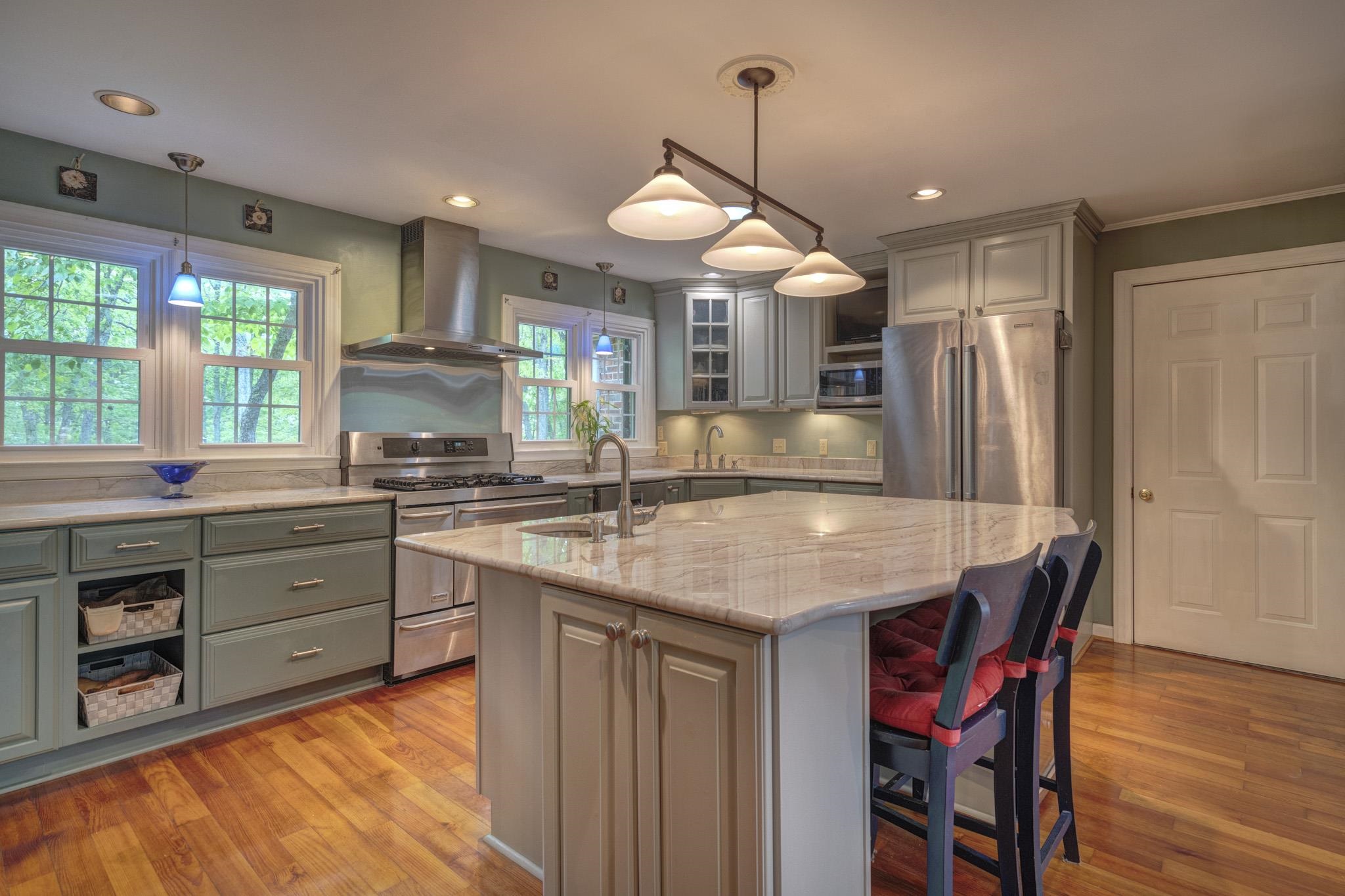 3415 Laurel Drive