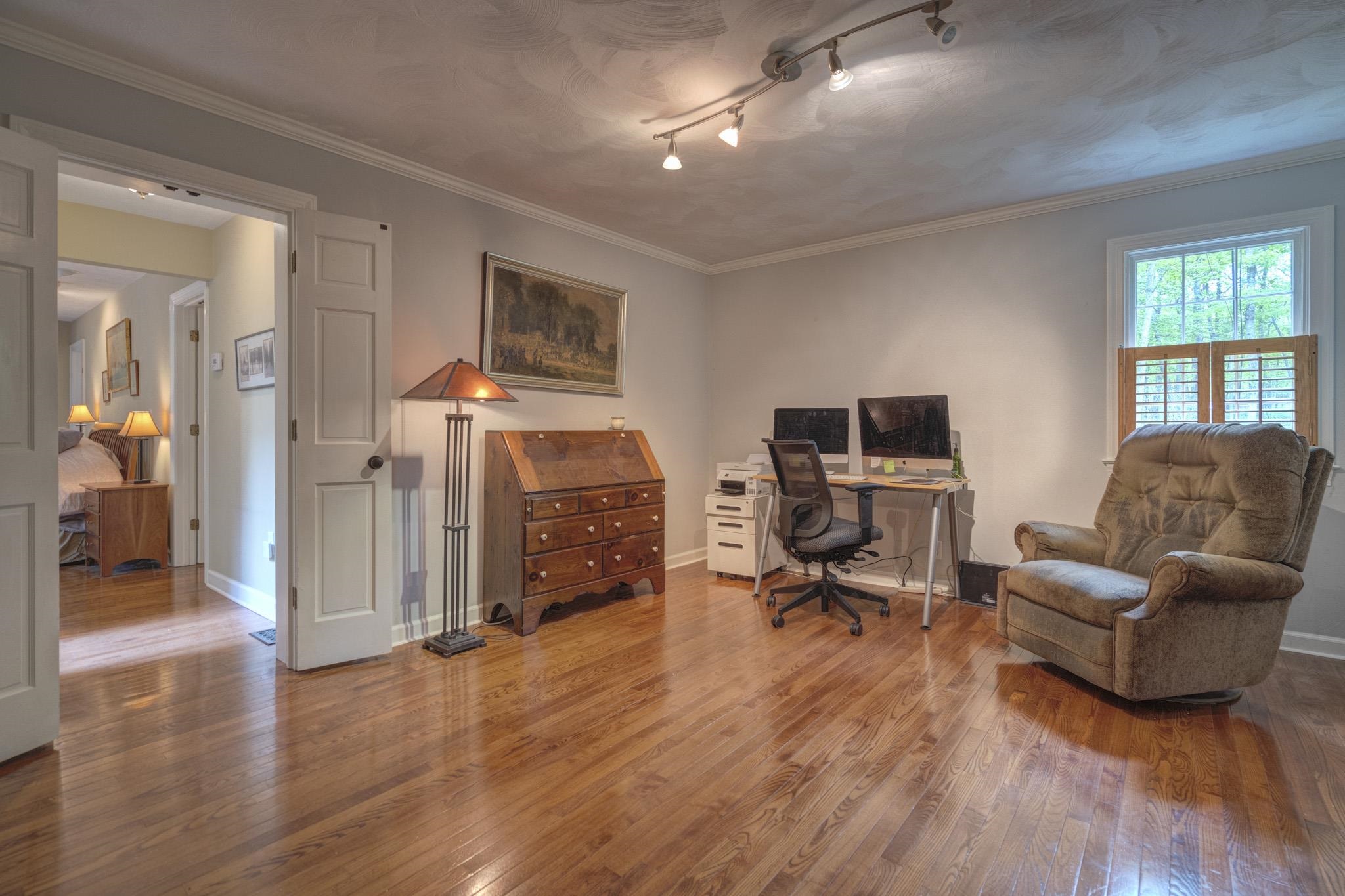 3415 Laurel Drive