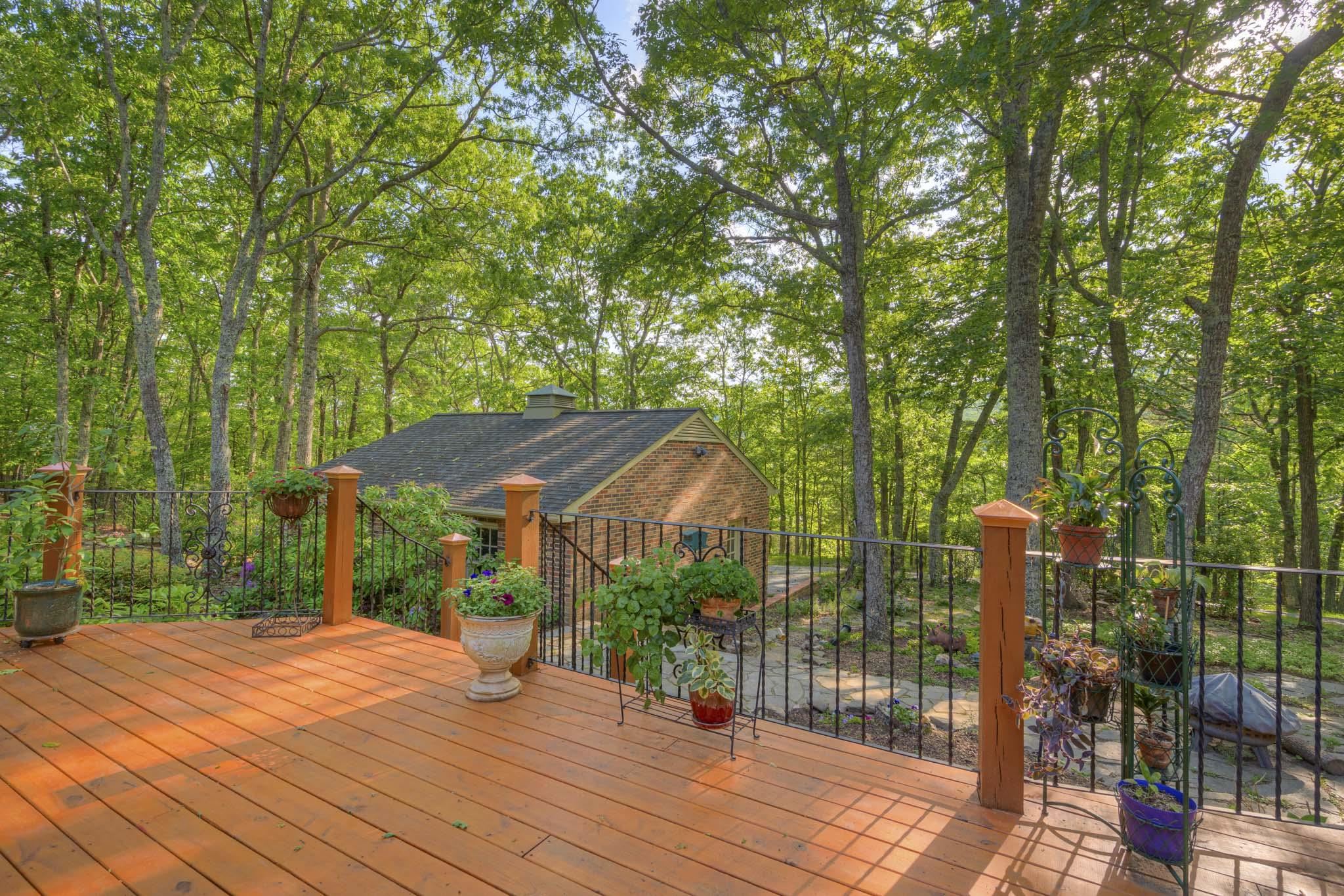 3415 Laurel Drive