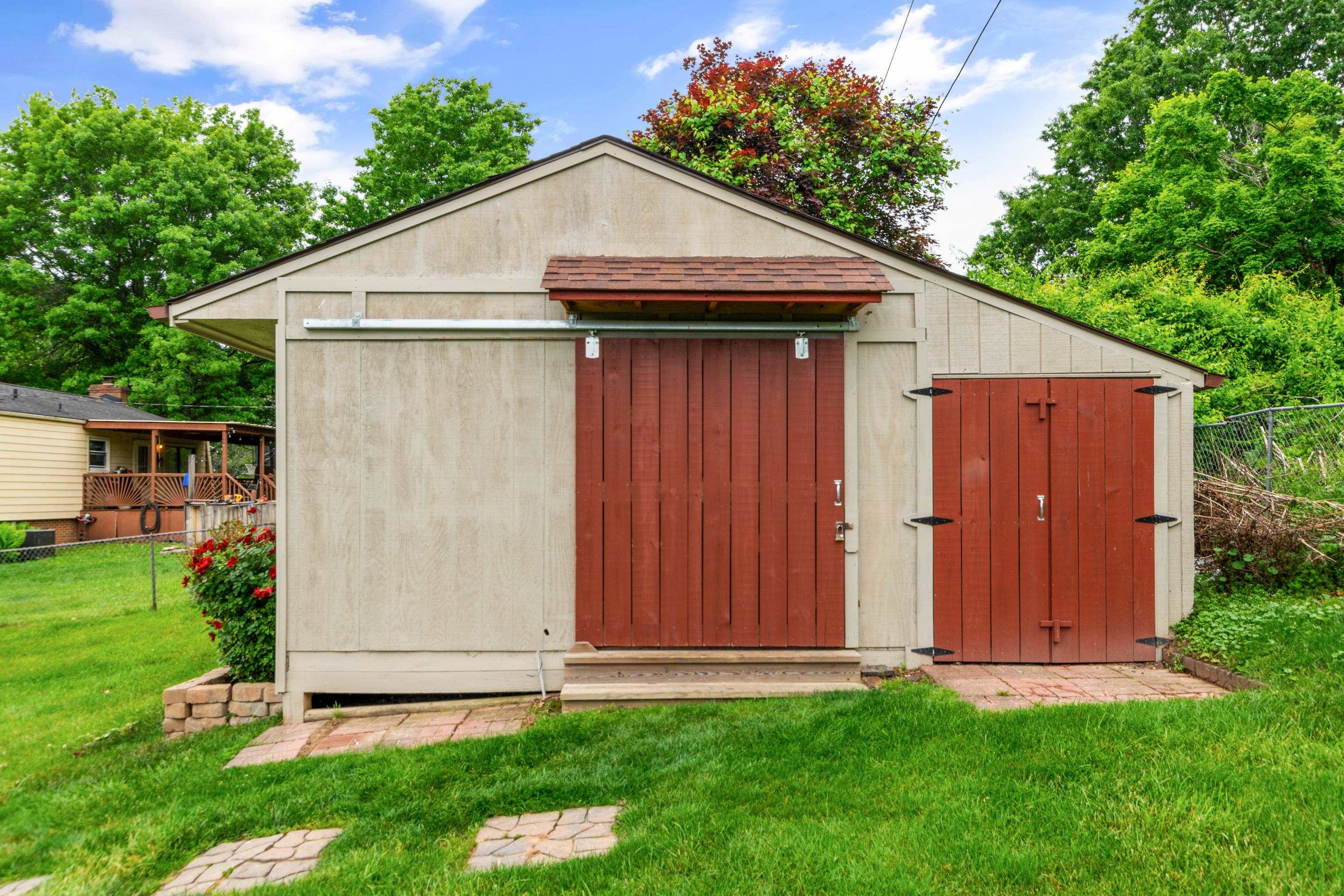 308 Grandview Drive