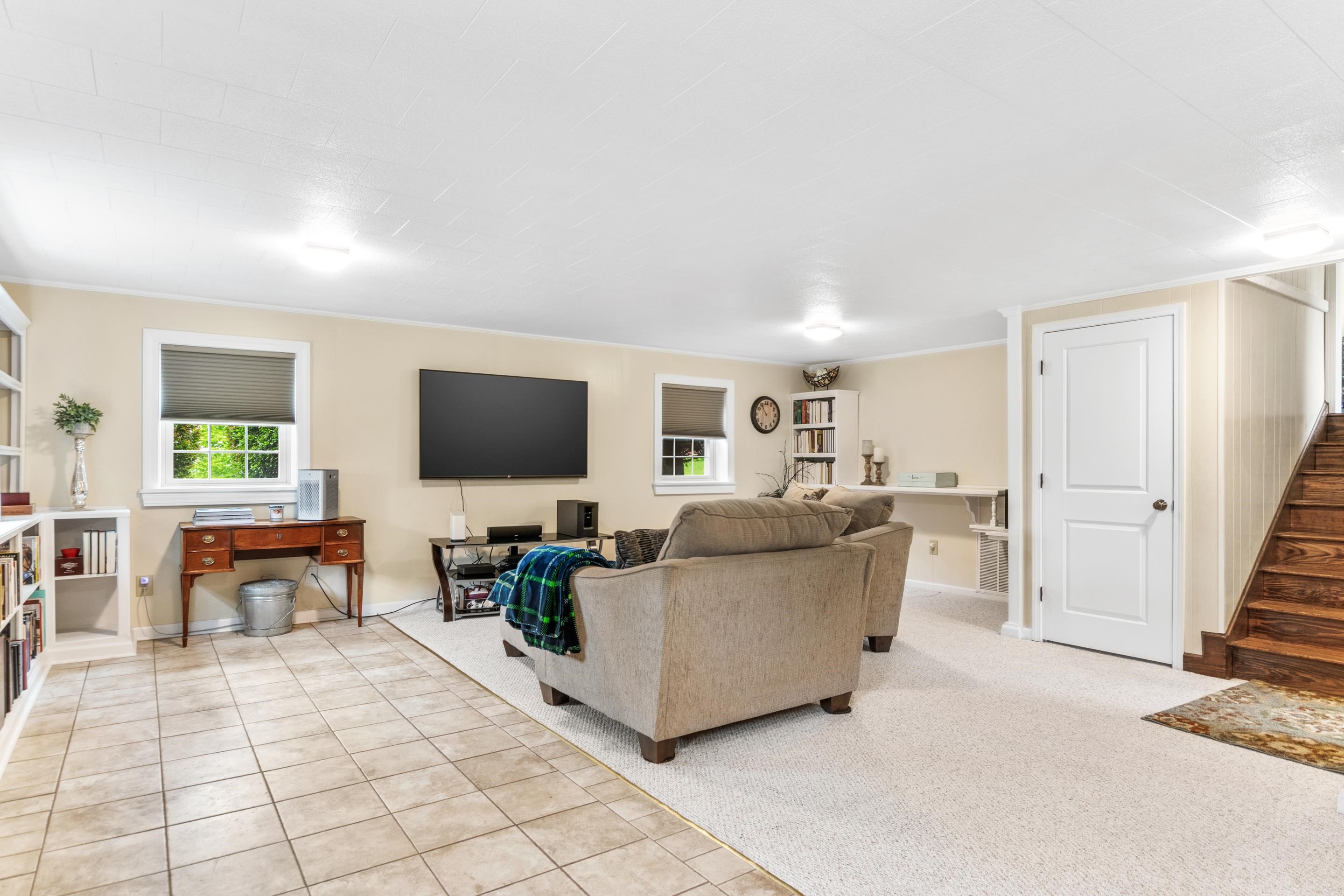 308 Grandview Drive