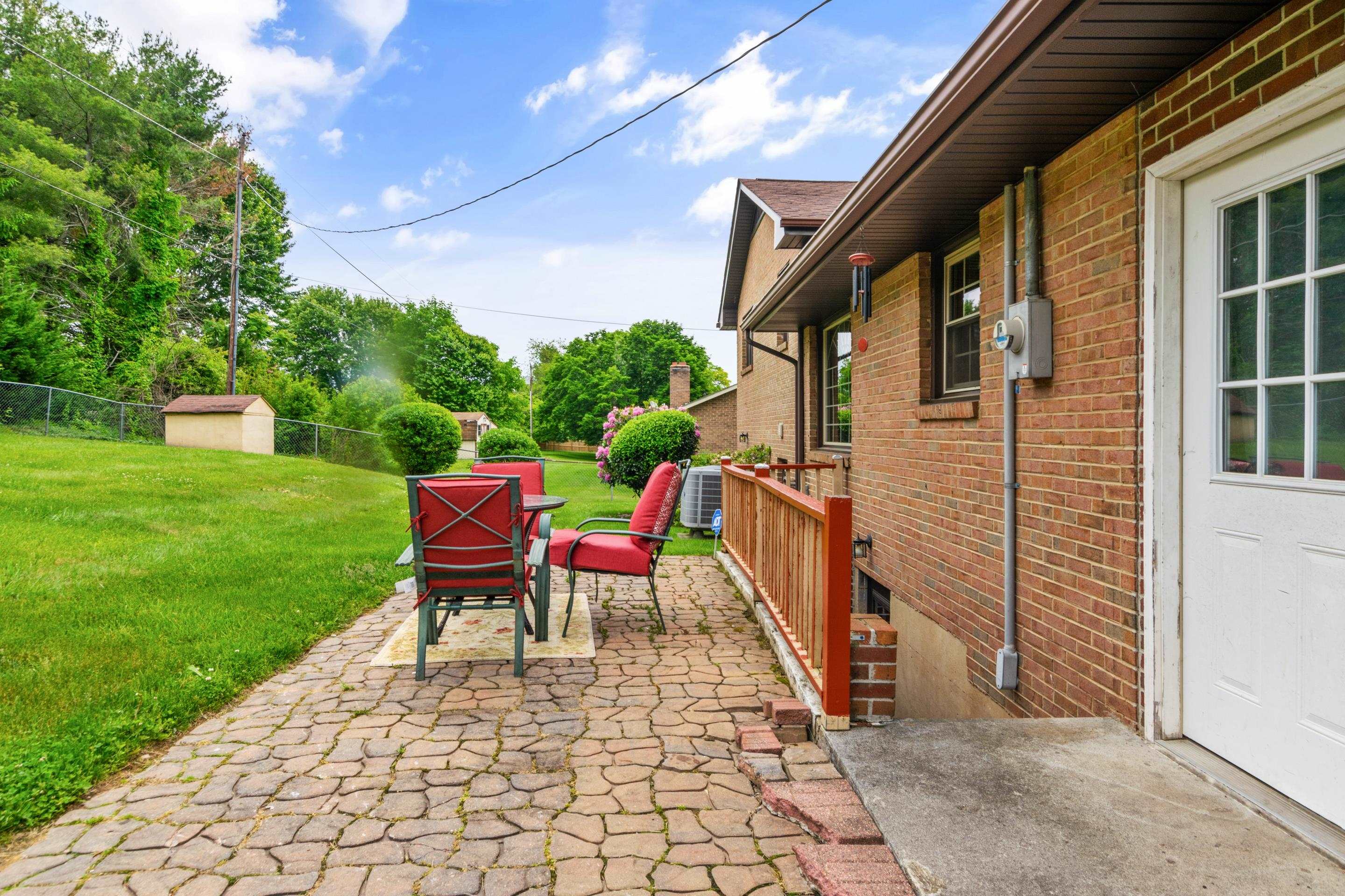 308 Grandview Drive