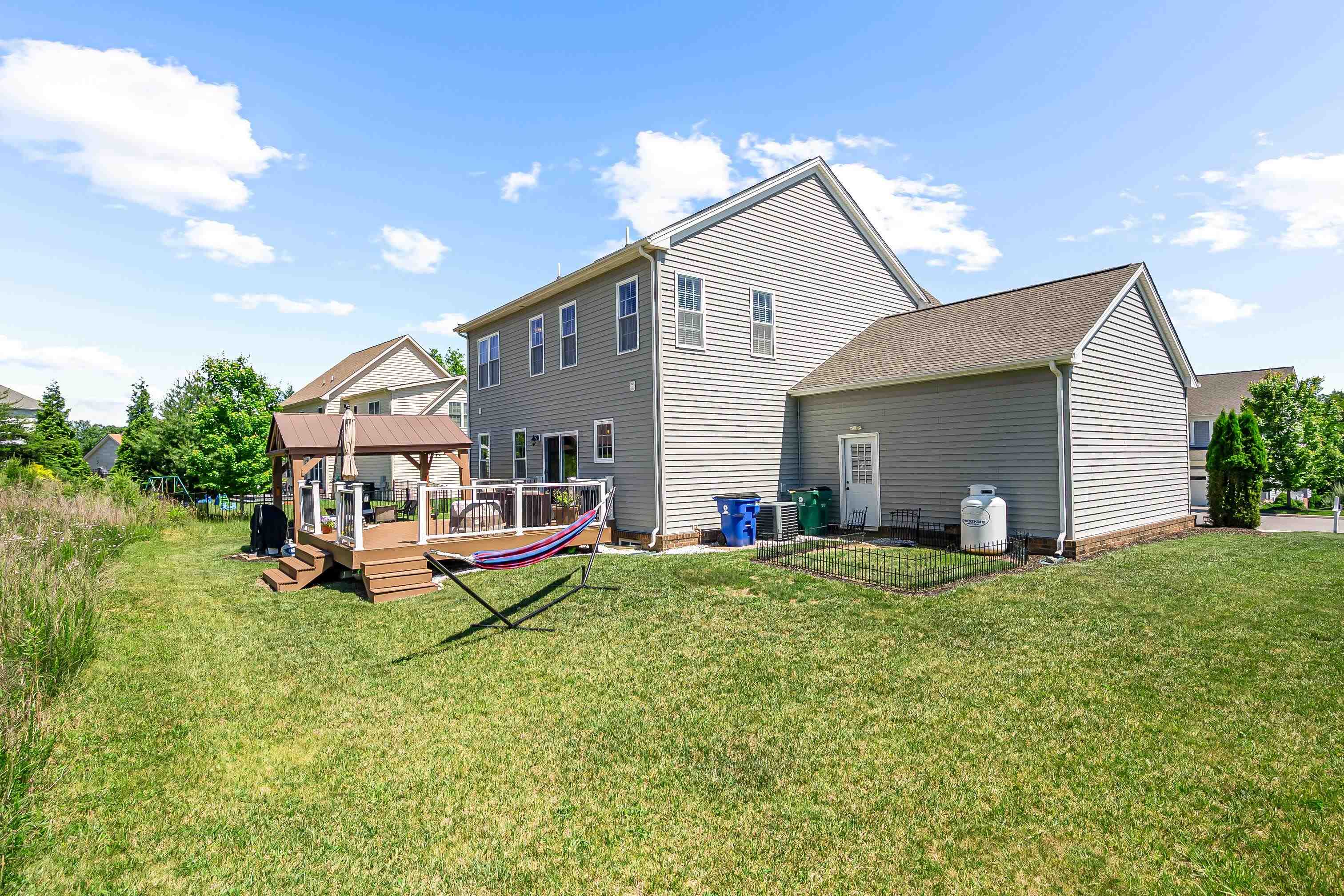 410 HEARTWOOD Crossing