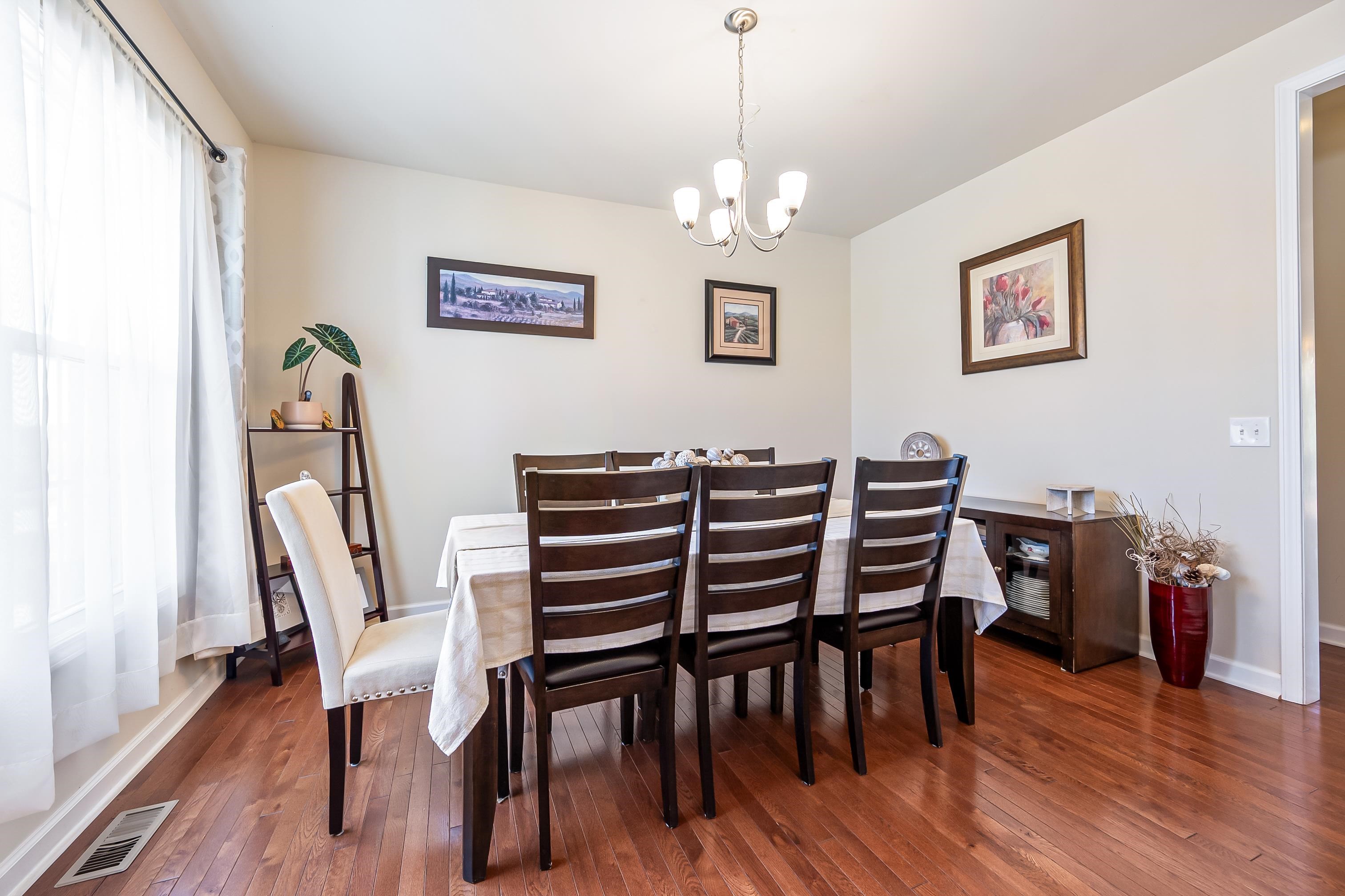 410 HEARTWOOD Crossing