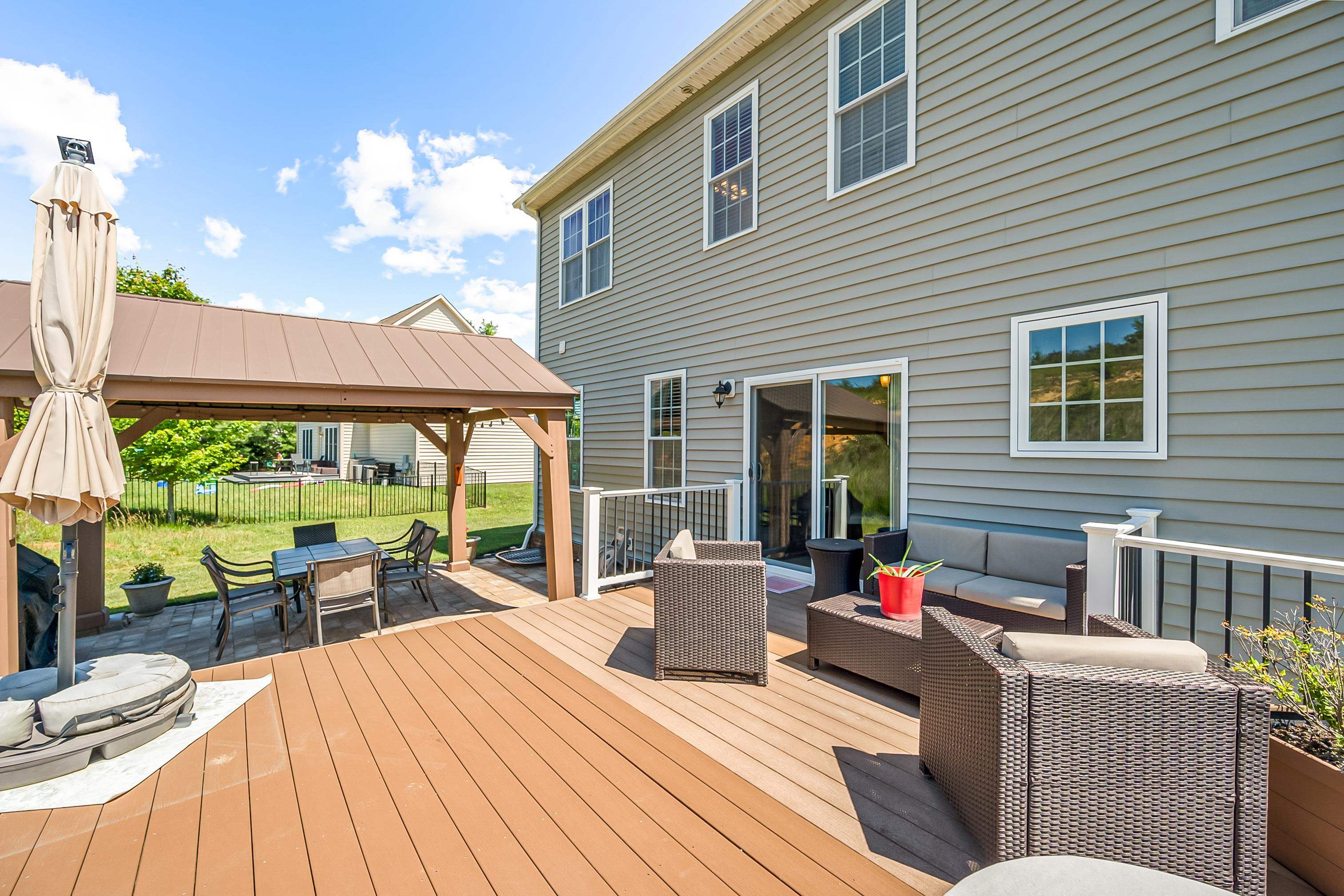 410 HEARTWOOD Crossing
