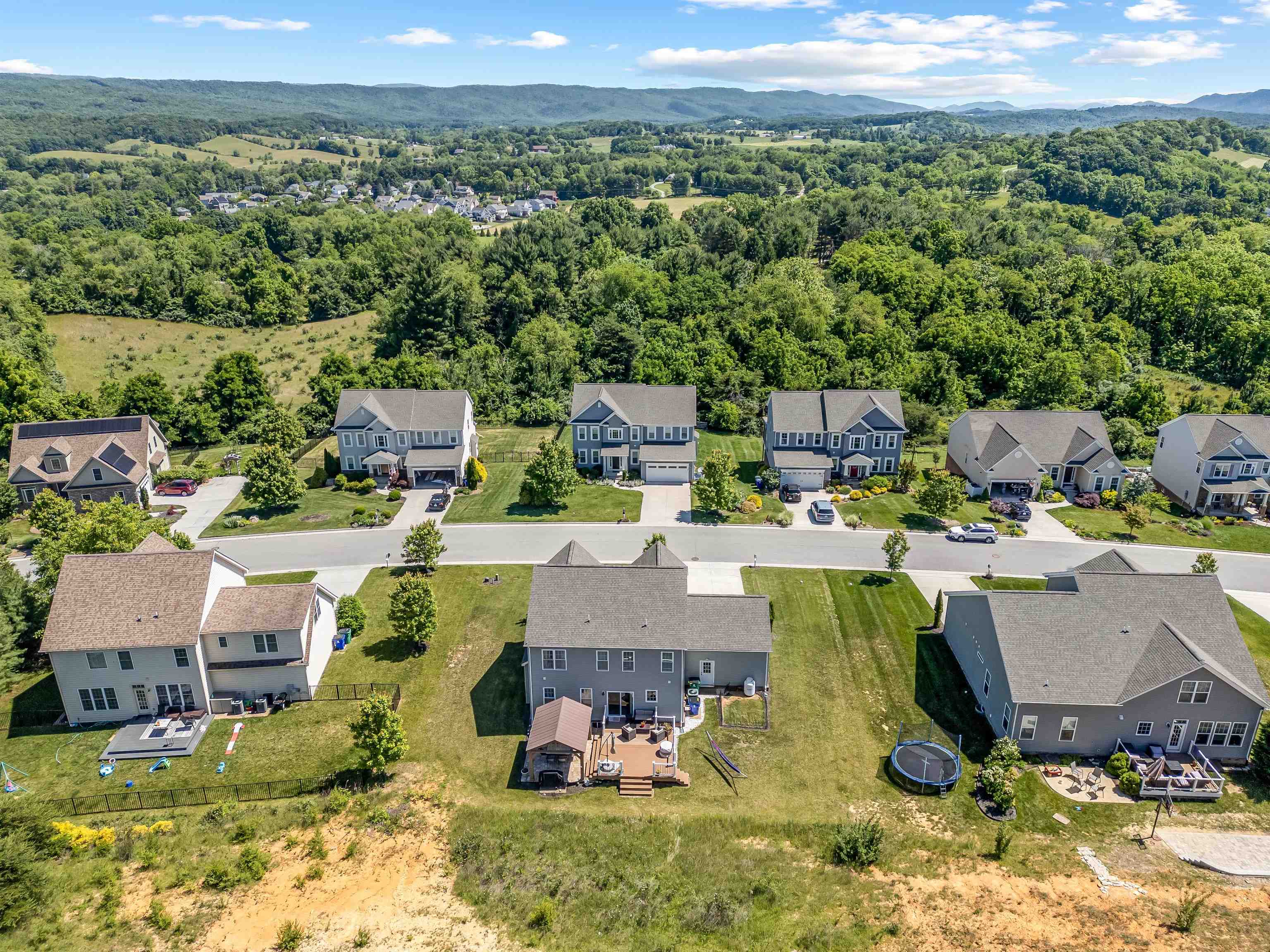 410 HEARTWOOD Crossing
