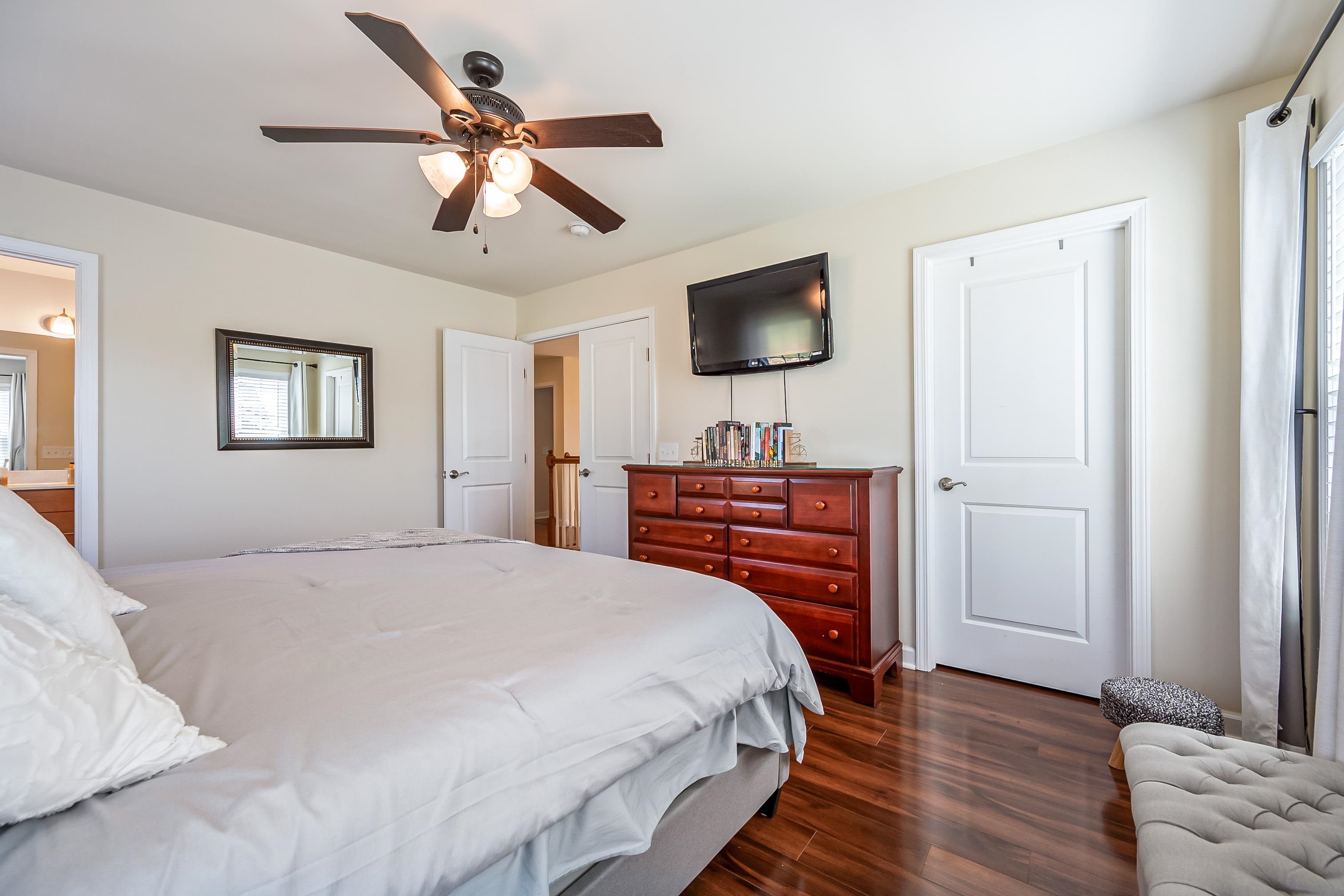 410 HEARTWOOD Crossing