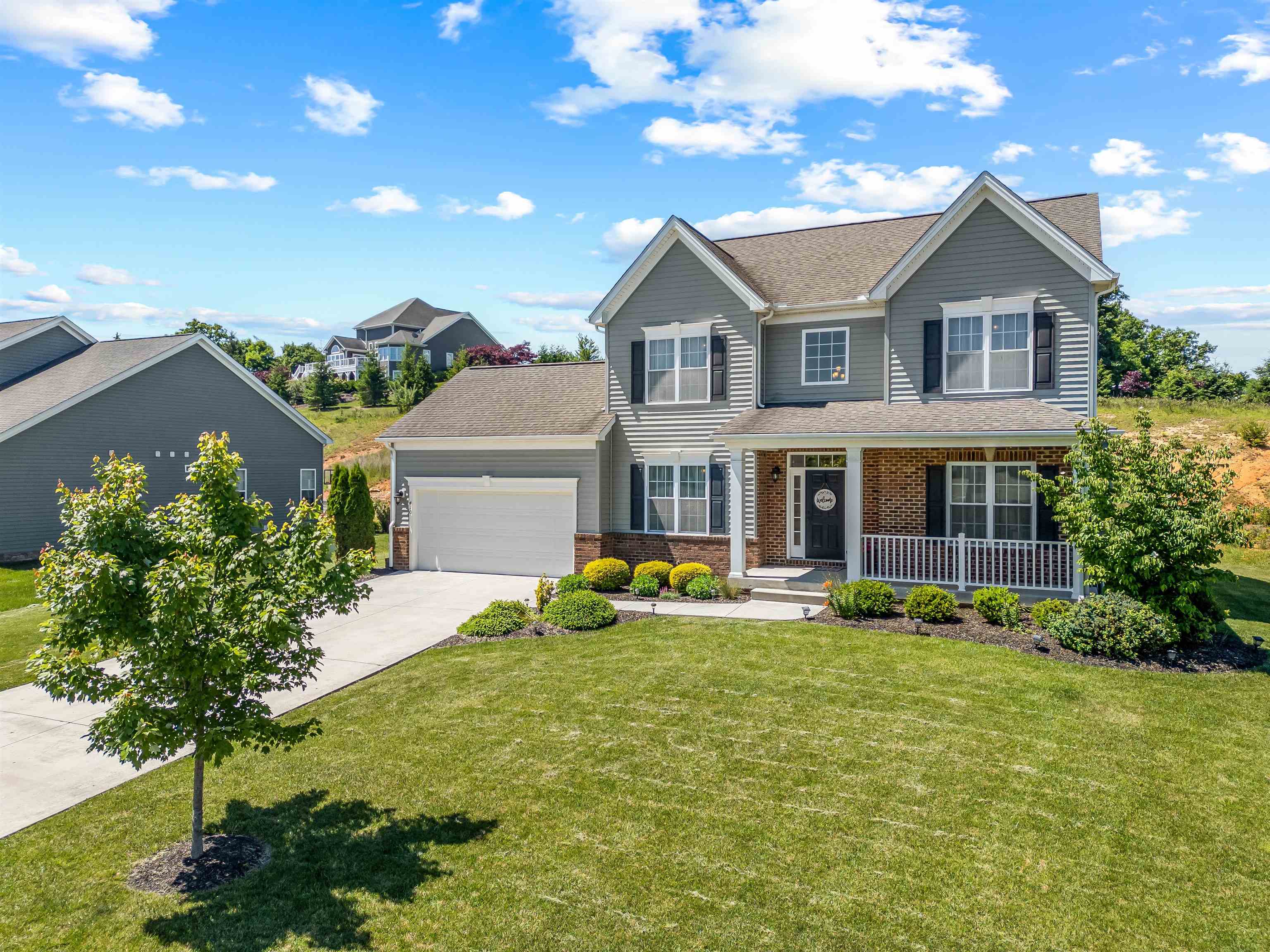 410 HEARTWOOD Crossing