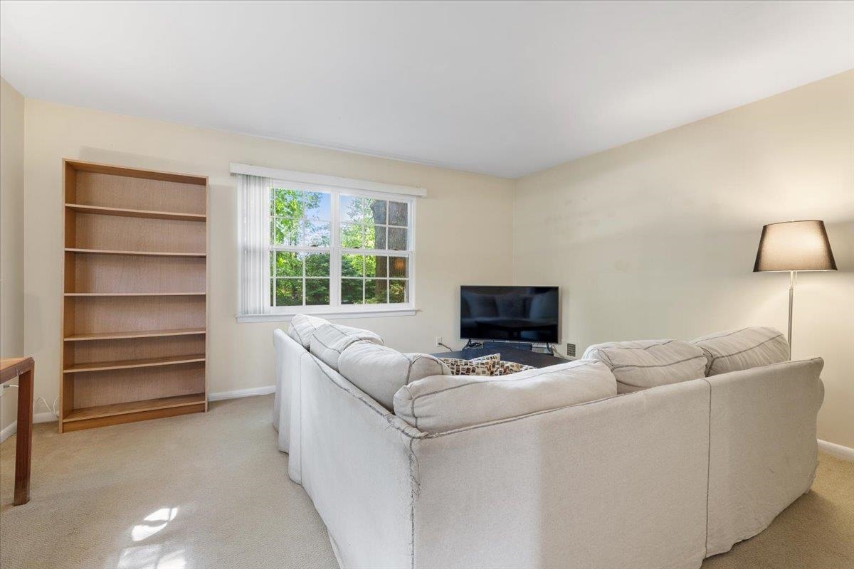 460 Charles Street 460