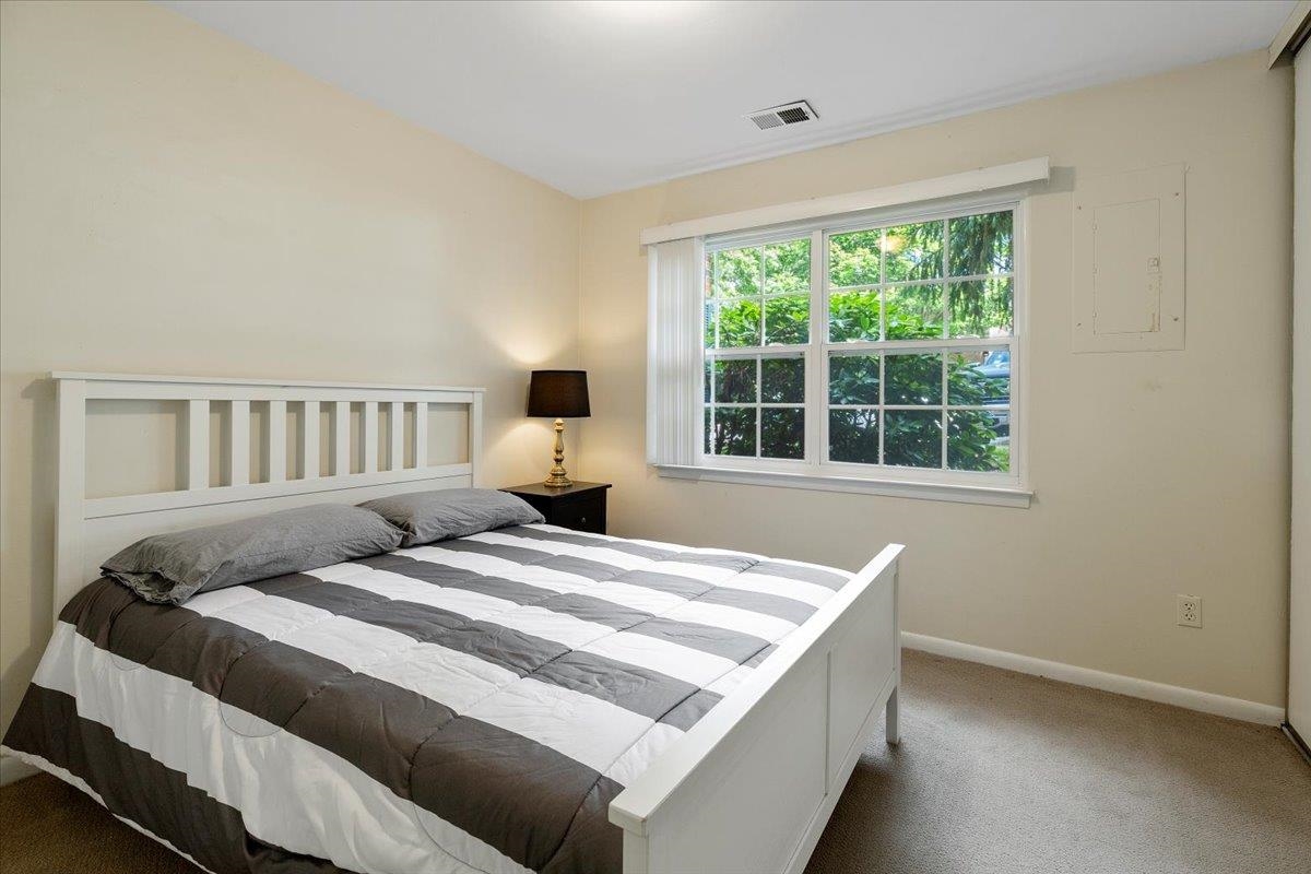 460 Charles Street 460