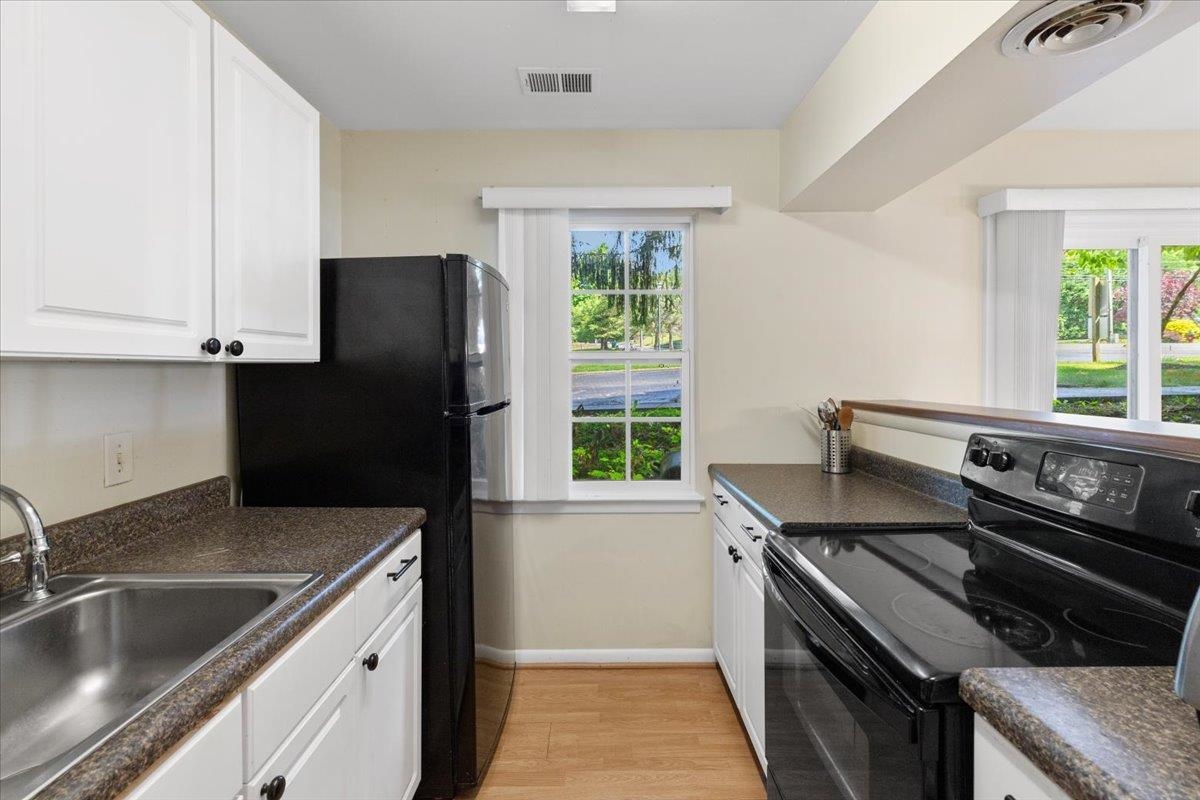 460 Charles Street 460